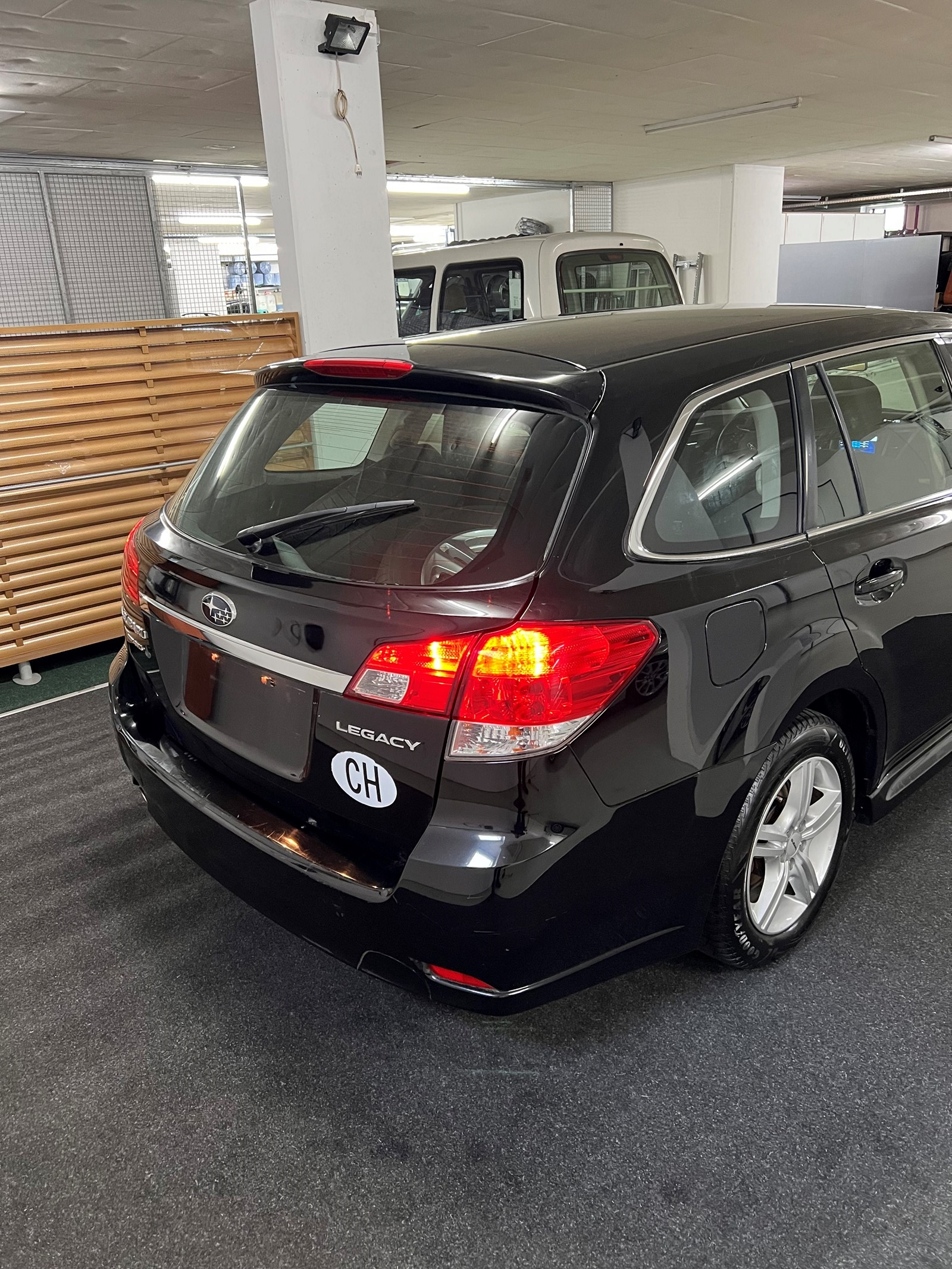 SUBARU Legacy 2.0i Swiss AWD Lineartronic-image-6