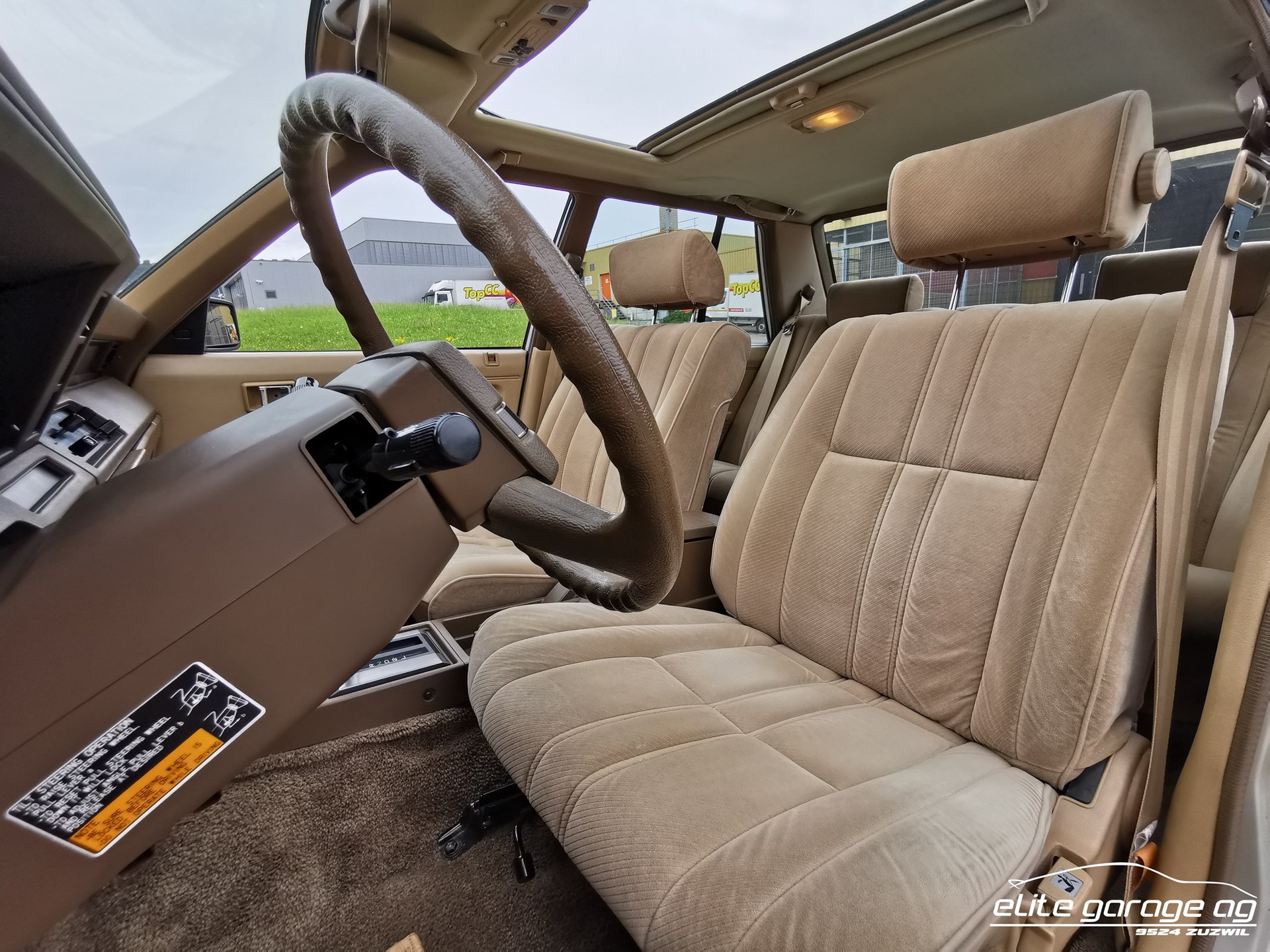 TOYOTA Crown 2800i Super Saloon-image-8