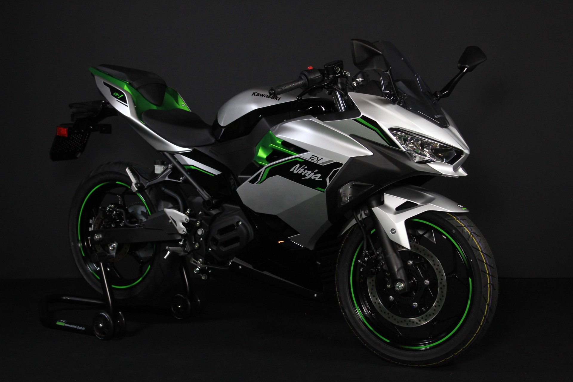 KAWASAKI Ninja e-1-image-0