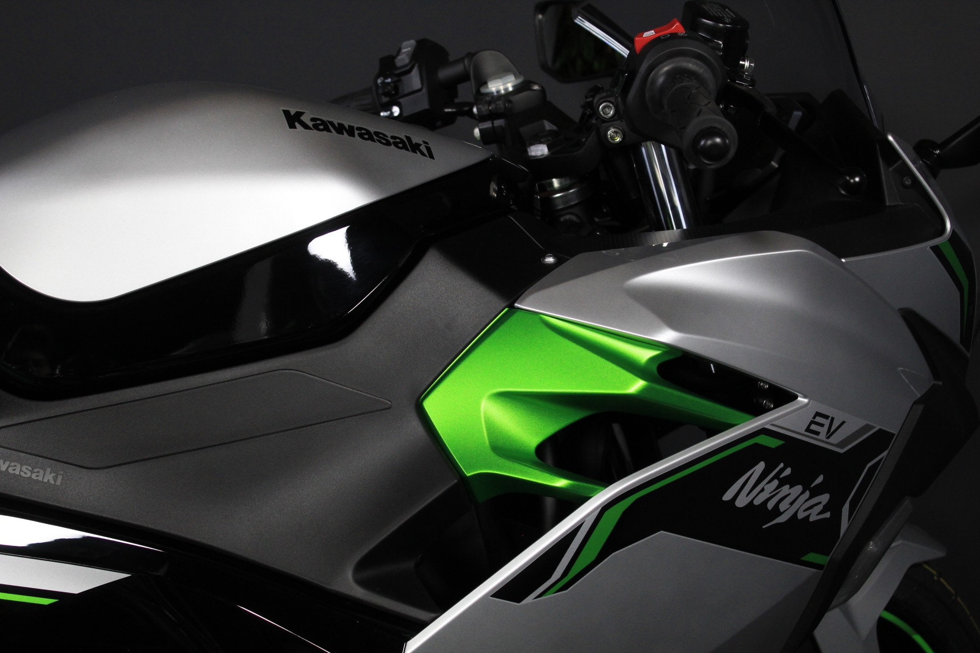 KAWASAKI Ninja e-1-image-4