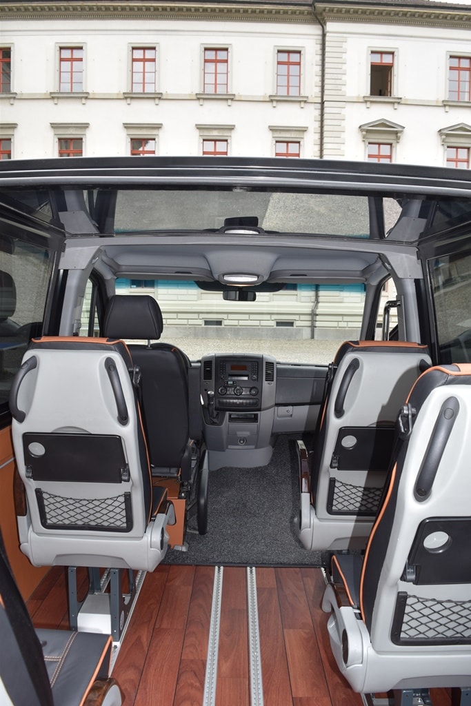 MERCEDES-BENZ Cabriobus (D02)-image-14
