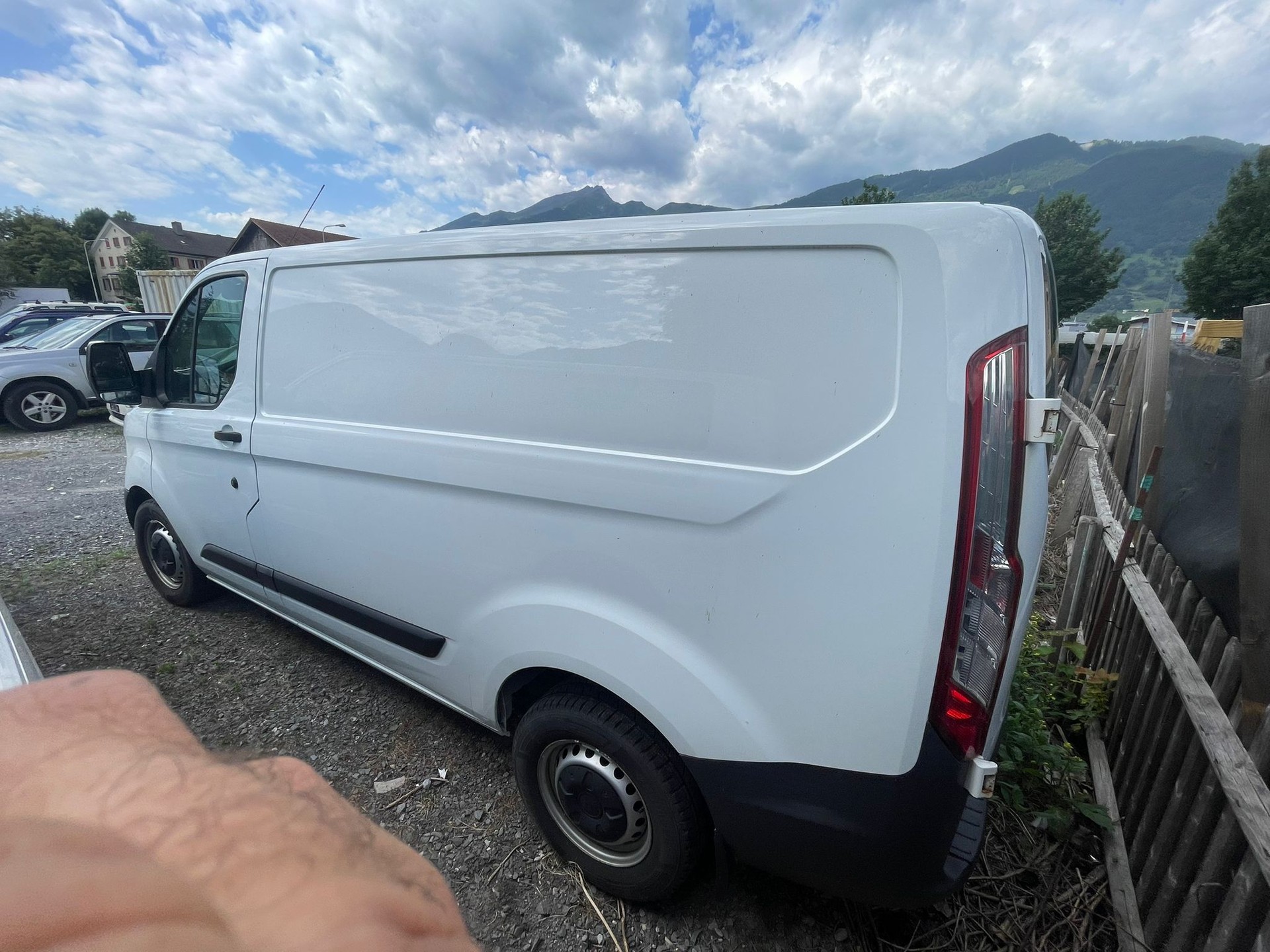 FORD Transit Custom Van 250 L1H1 Level 2-image-2