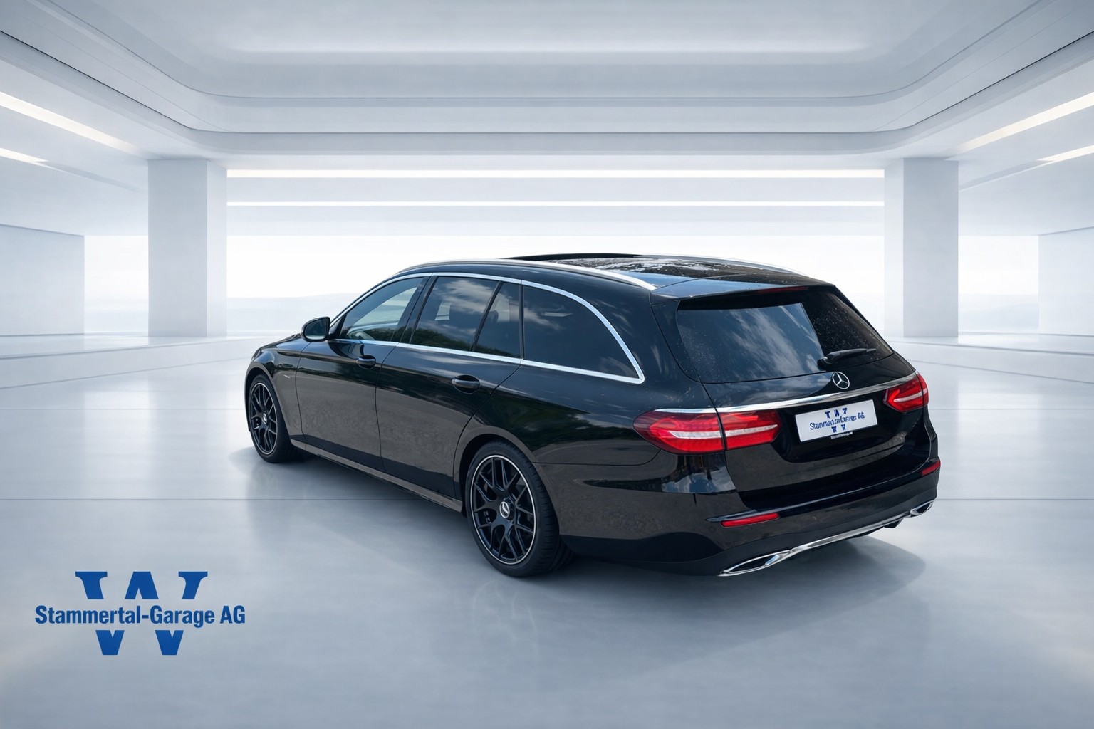 MERCEDES-BENZ E 220 d AMG Line 4Matic 9G-Tronic-image-2