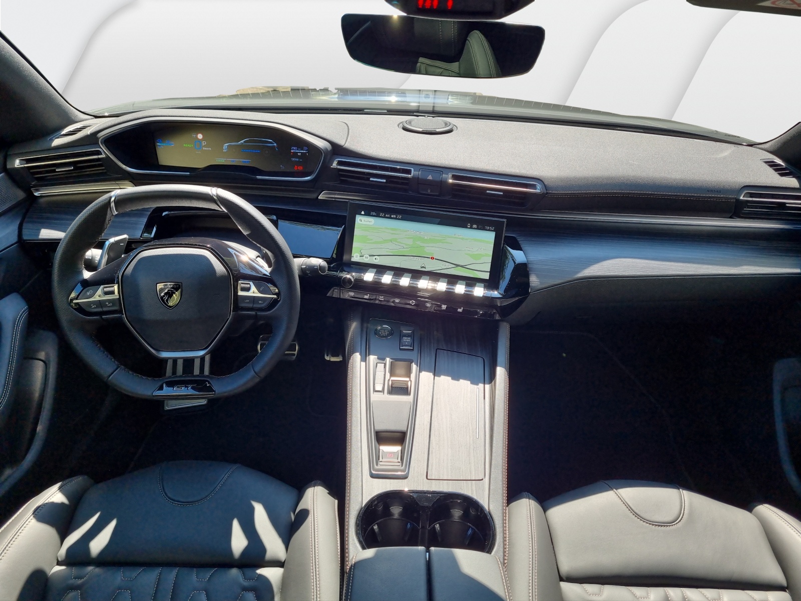 PEUGEOT 508 SW 1.6 PHEV GT EAT8-image-11