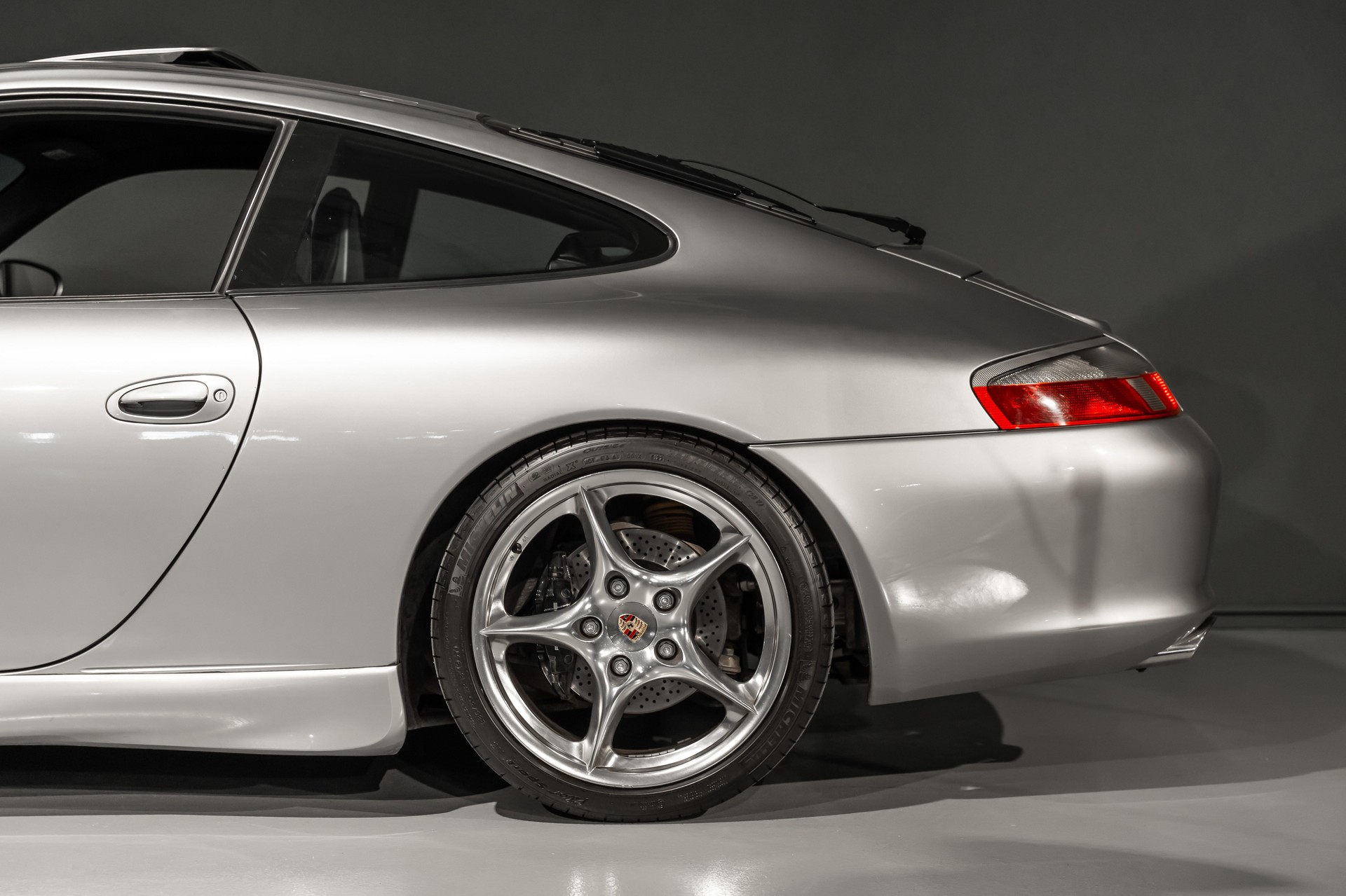 PORSCHE 911 Coupé 3.6 Carrera 40th Anniversary-image-6