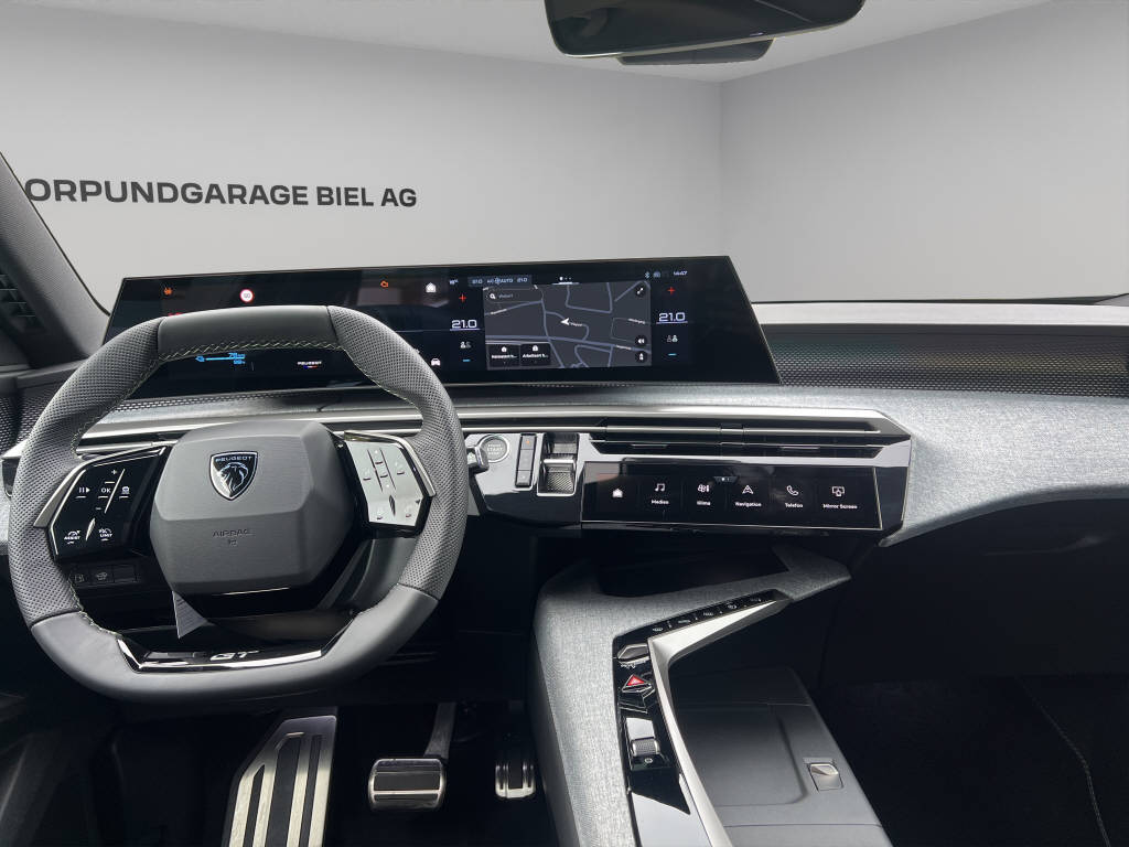 PEUGEOT 3008 1.6 Plug-in Hybrid GT-image-7