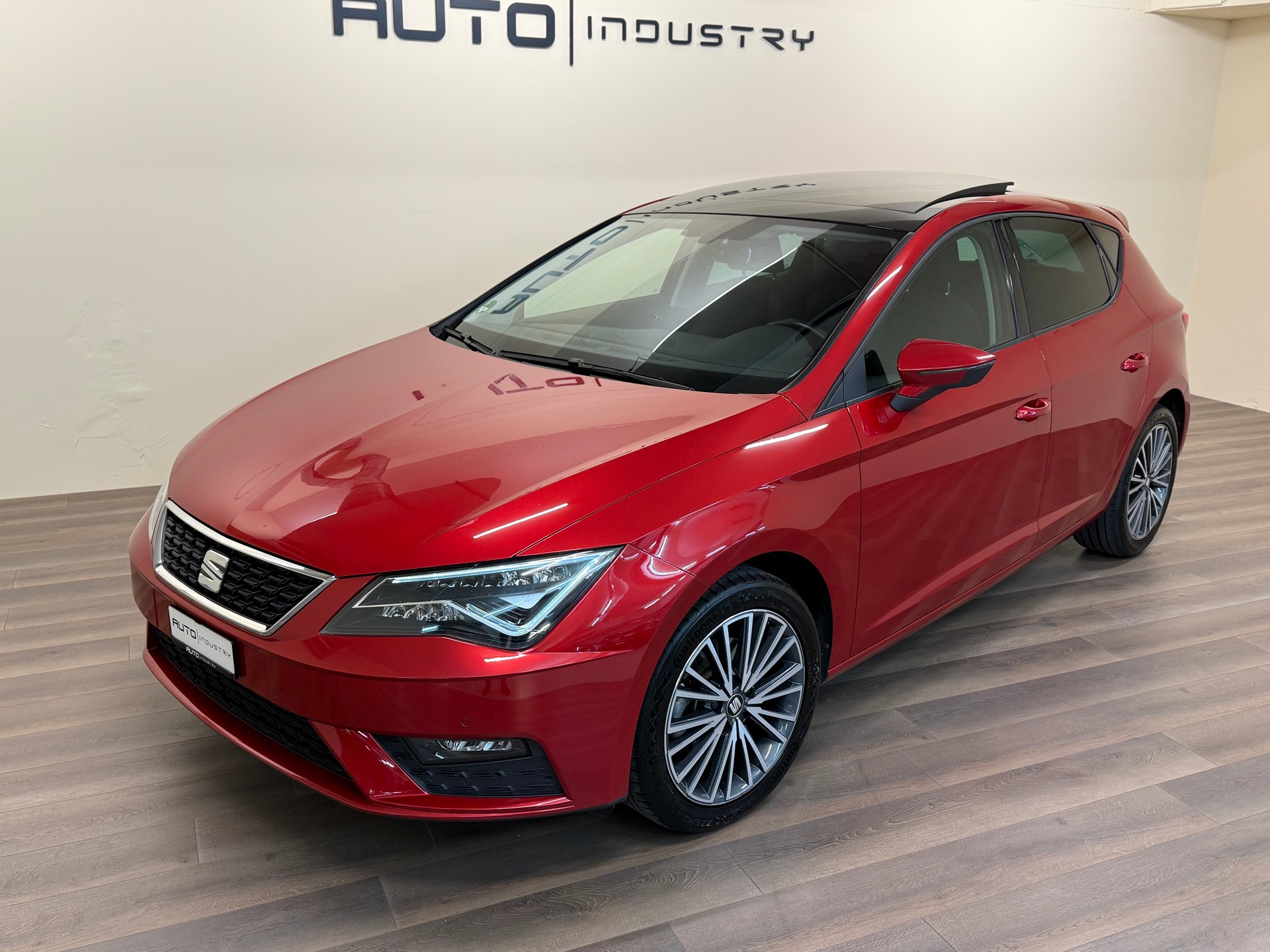 SEAT Leon 1.5 TGI Style-showroom-element-1