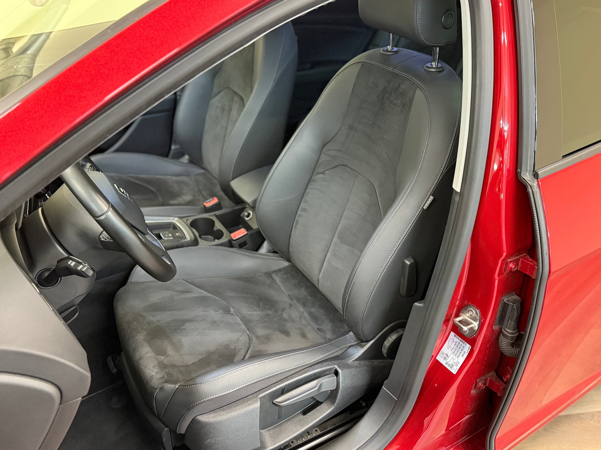 SEAT Leon 1.5 TGI Style-image-12
