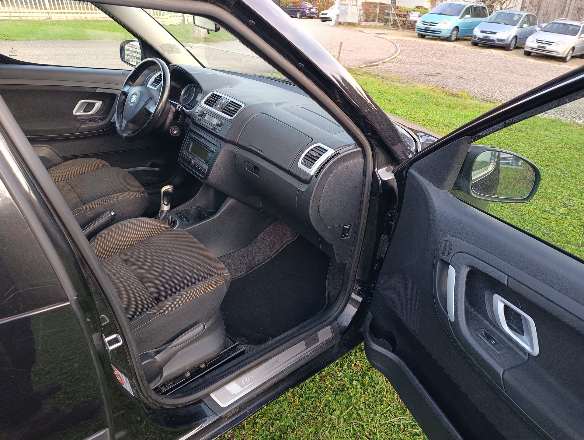 SKODA Roomster 1.6 Style-image-7
