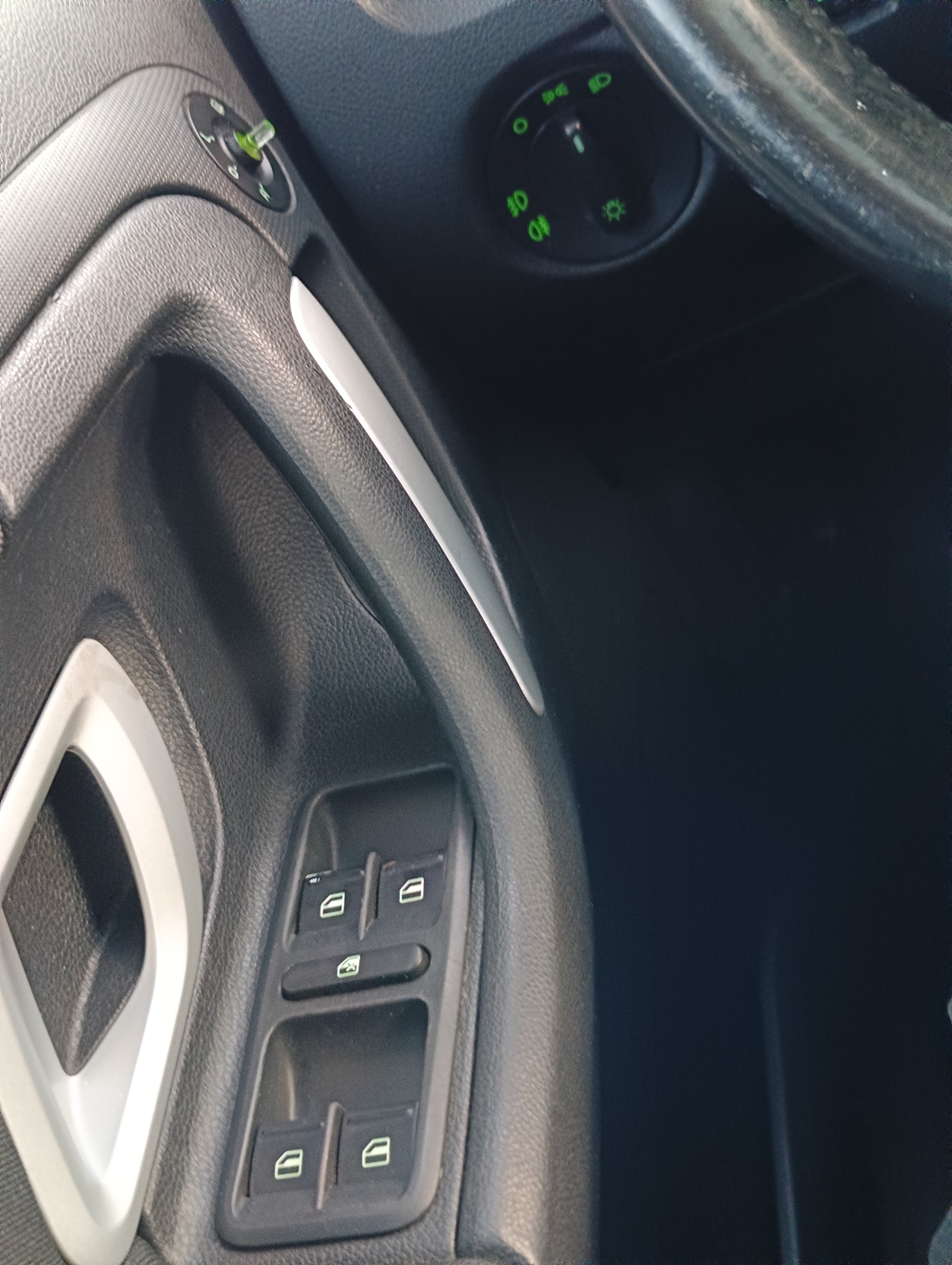 SKODA Roomster 1.6 Style-image-13