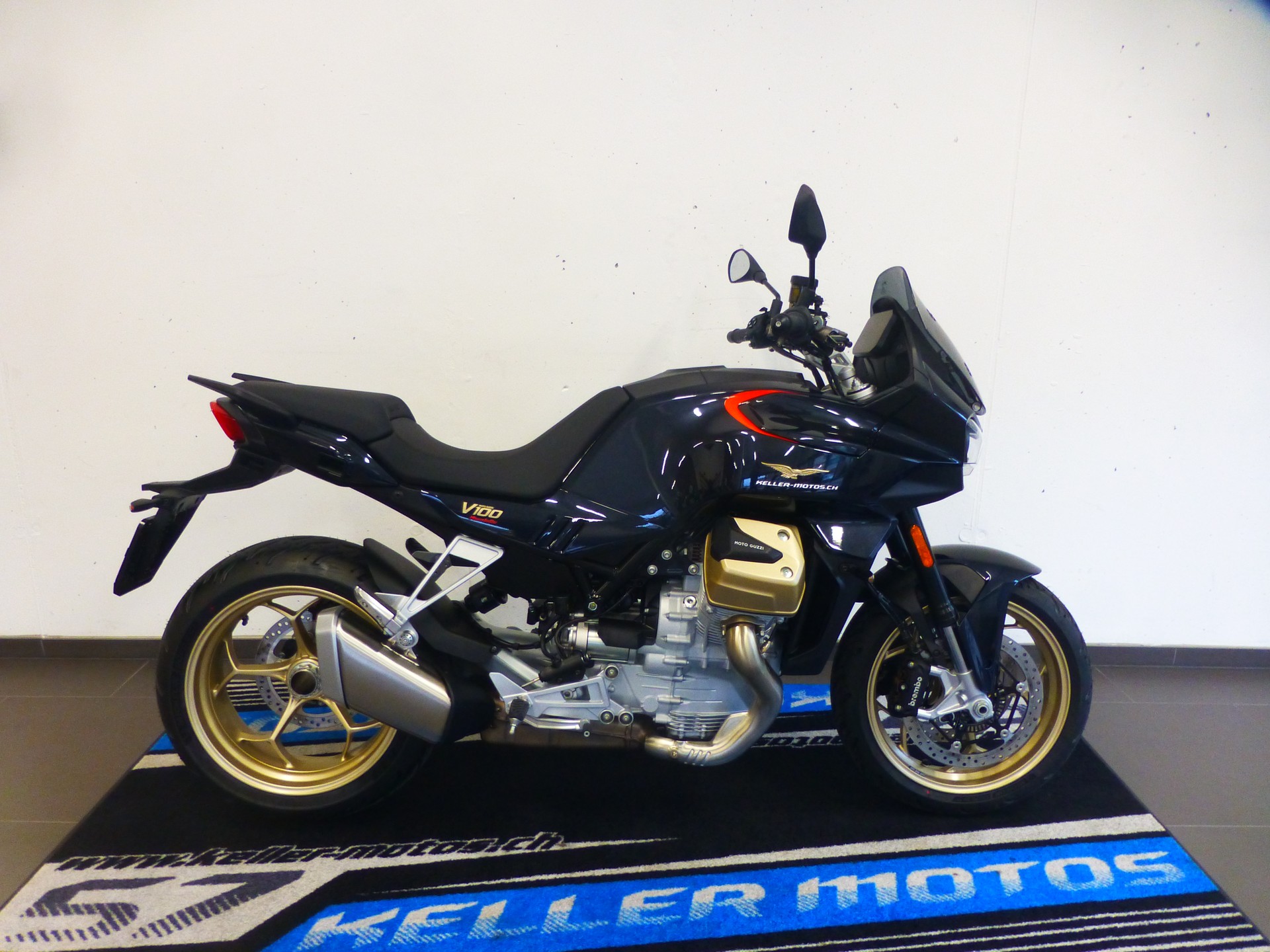 MOTO GUZZI V100 Mandello