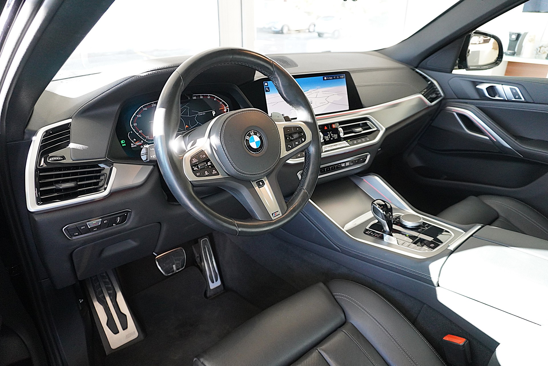 BMW X6 xDrive 48V 40d Steptronic M Sport-image-12