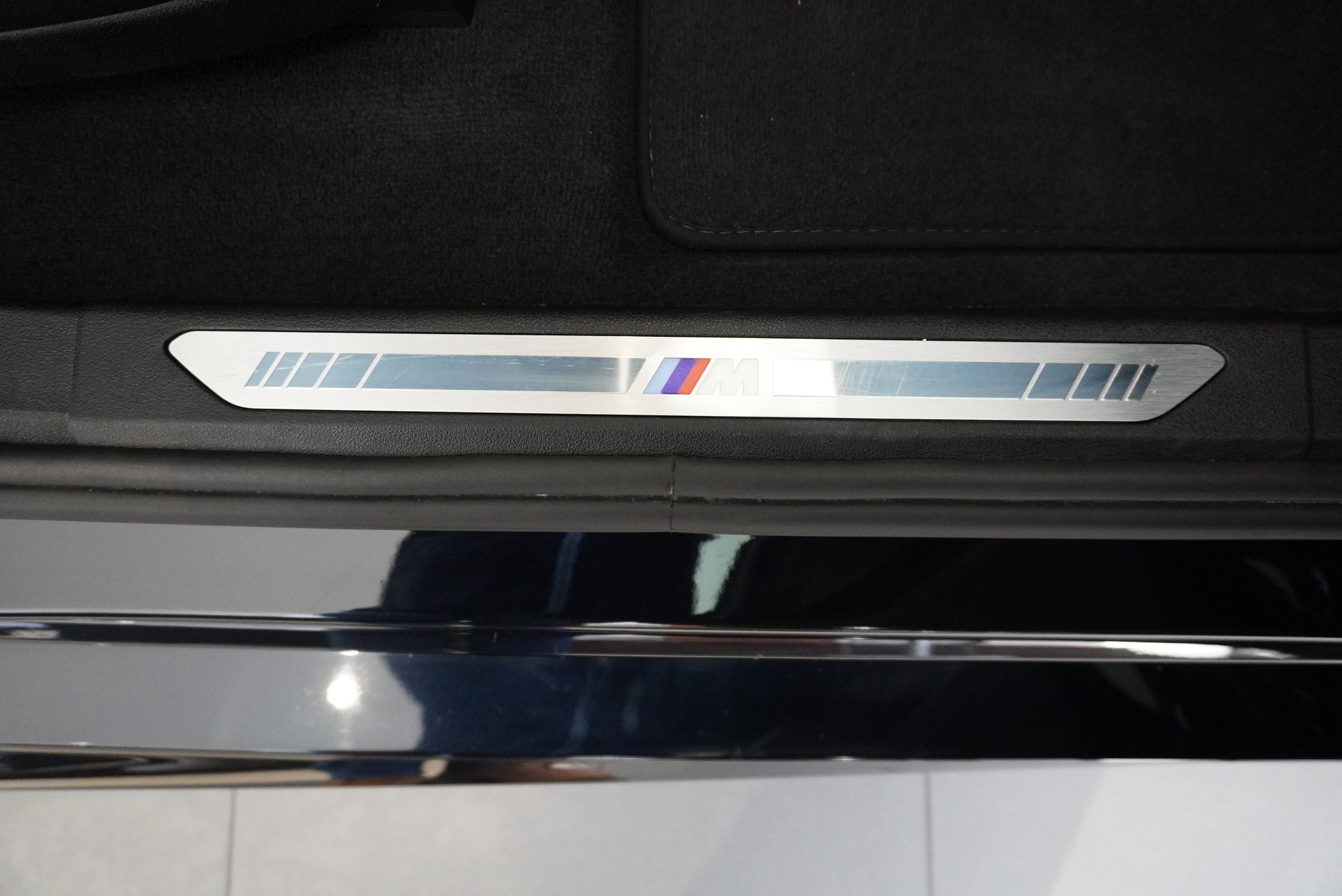 BMW X6 xDrive 48V 40d Steptronic M Sport-image-23