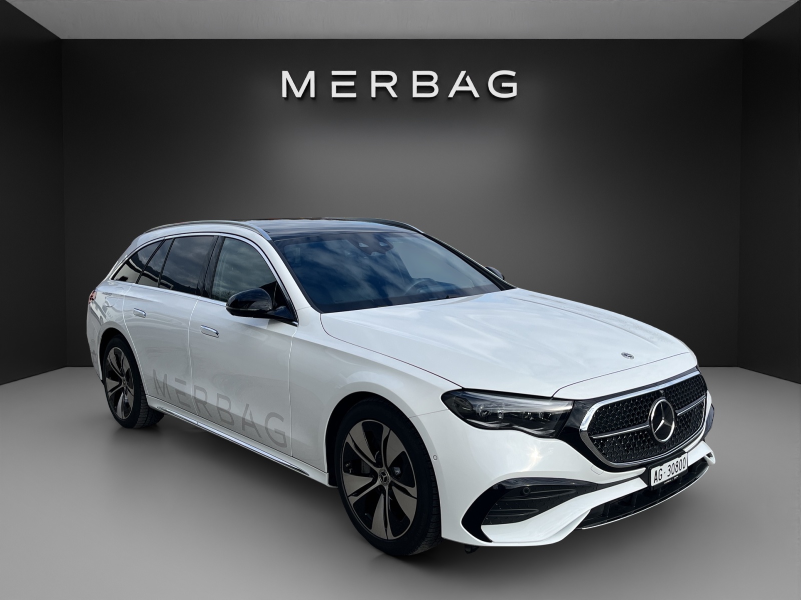 MERCEDES-BENZ E 220 d T 4Matic 9G-Tronic-image-6