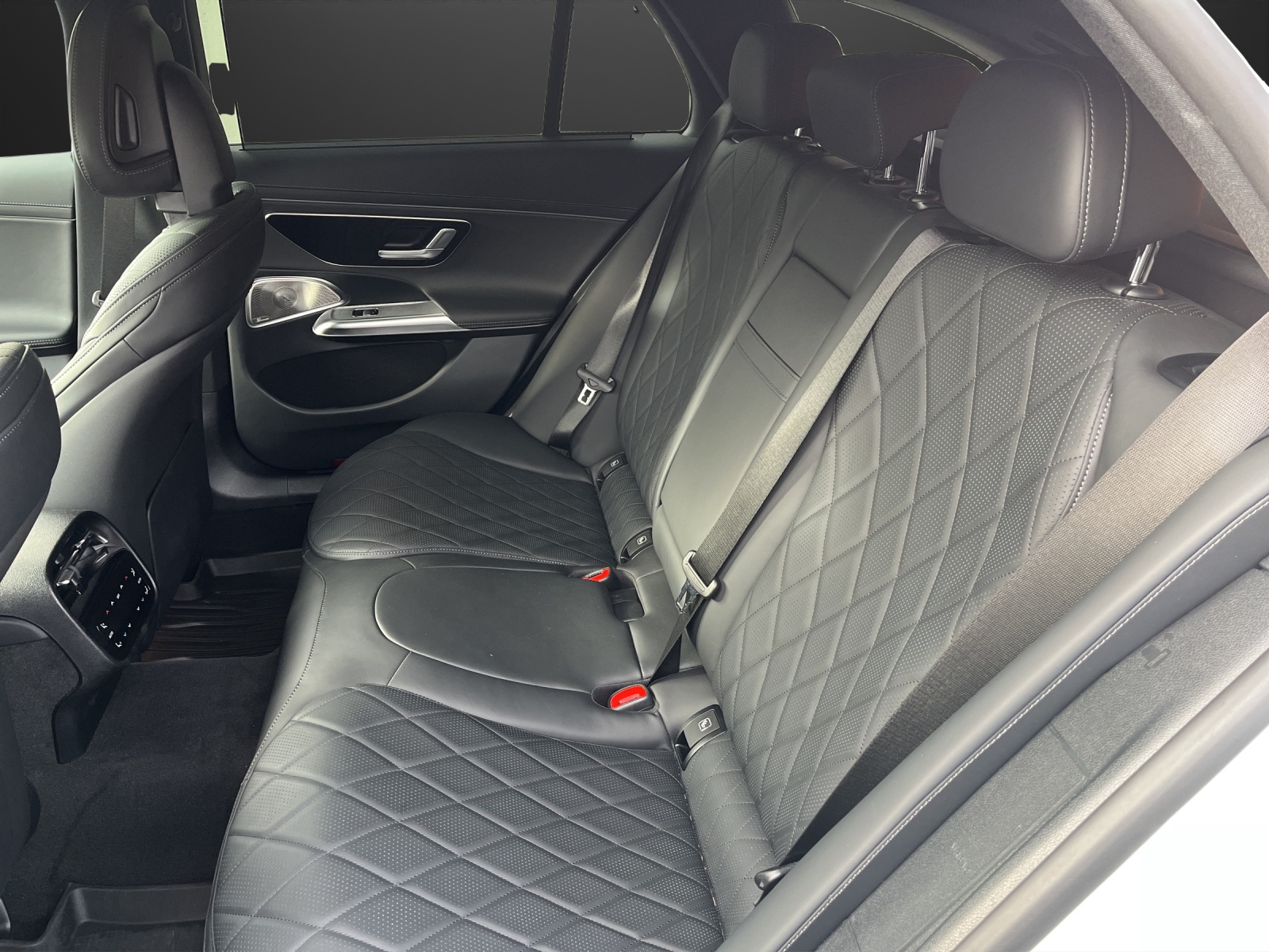 MERCEDES-BENZ E 220 d T 4Matic 9G-Tronic-image-8