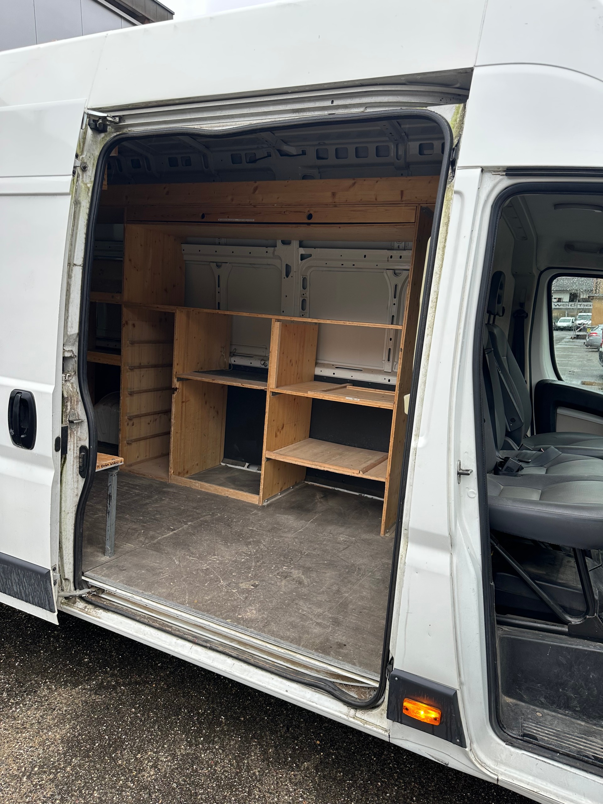 PEUGEOT Boxer 2.2 HDI 435 L4H3-image-9