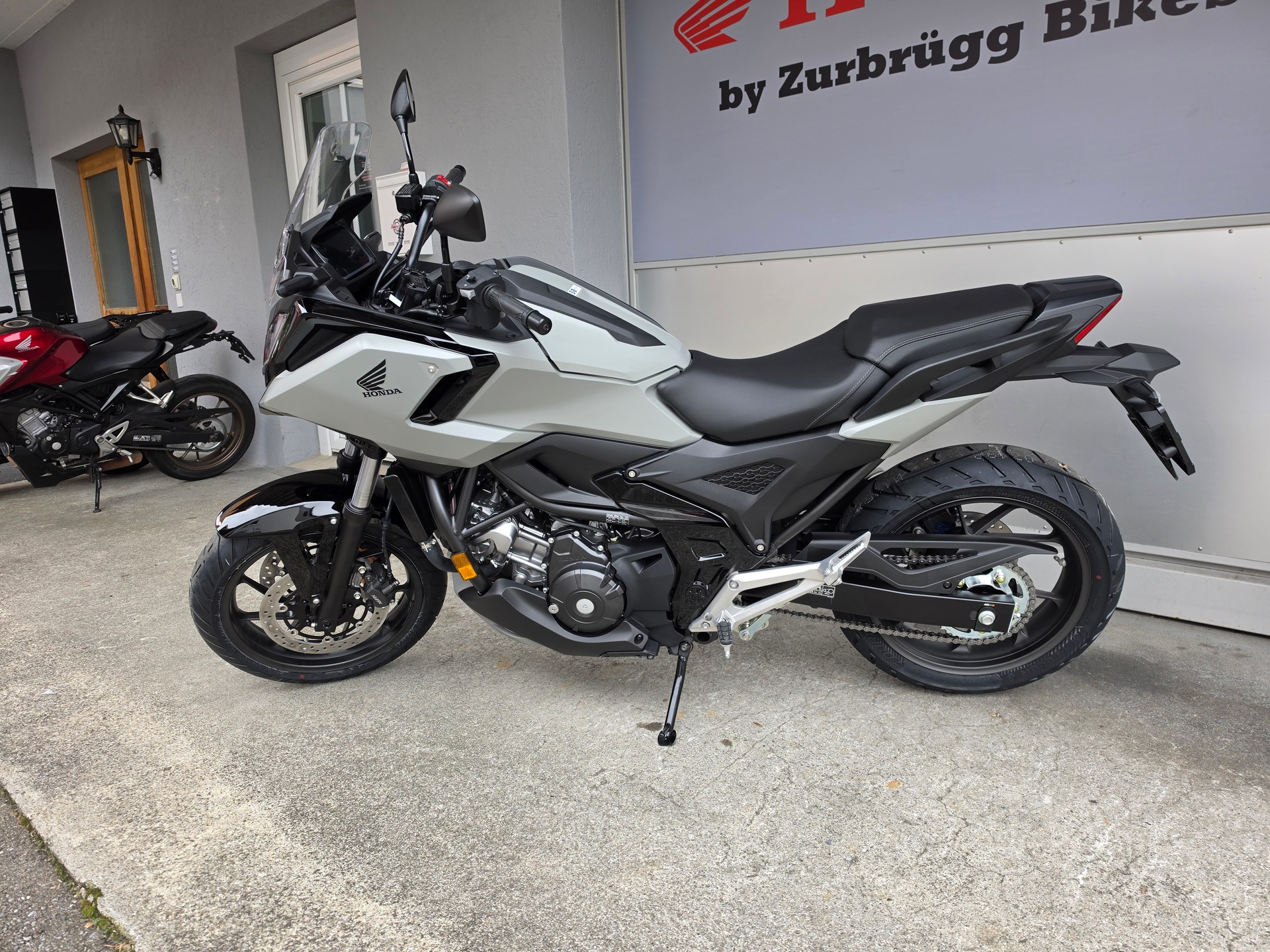 HONDA NC 750 X DCT-image-1