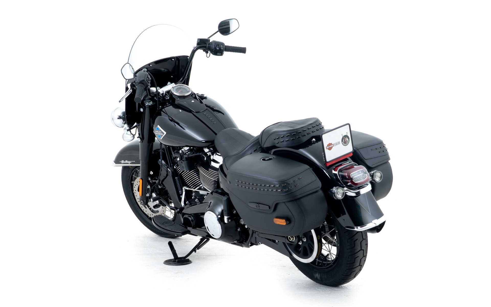 HARLEY-DAVIDSON FLHC Heritage Classic 117-image-2