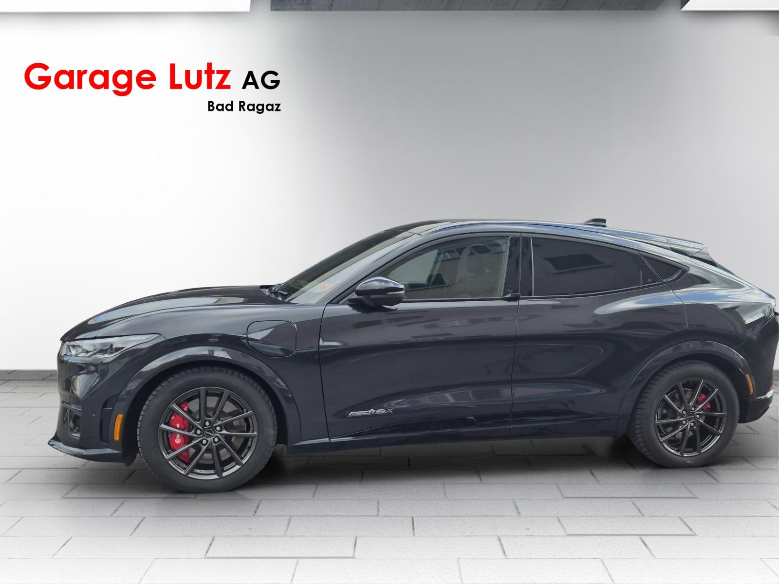 FORD Mustang Mach-E Extended GT AWD-image-2