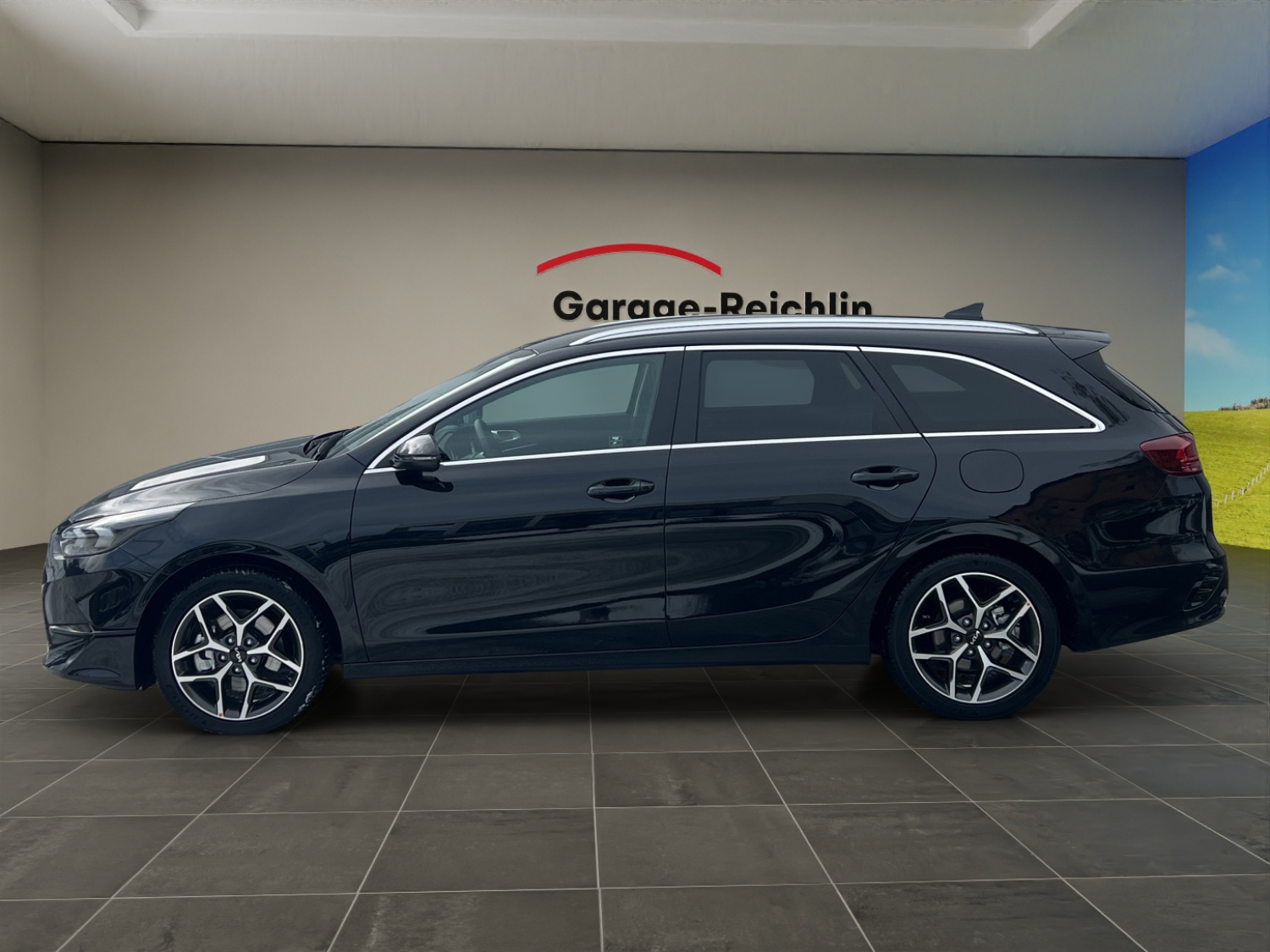 KIA Ceed SW 1.5 T-GDi Power-showroom-element-1