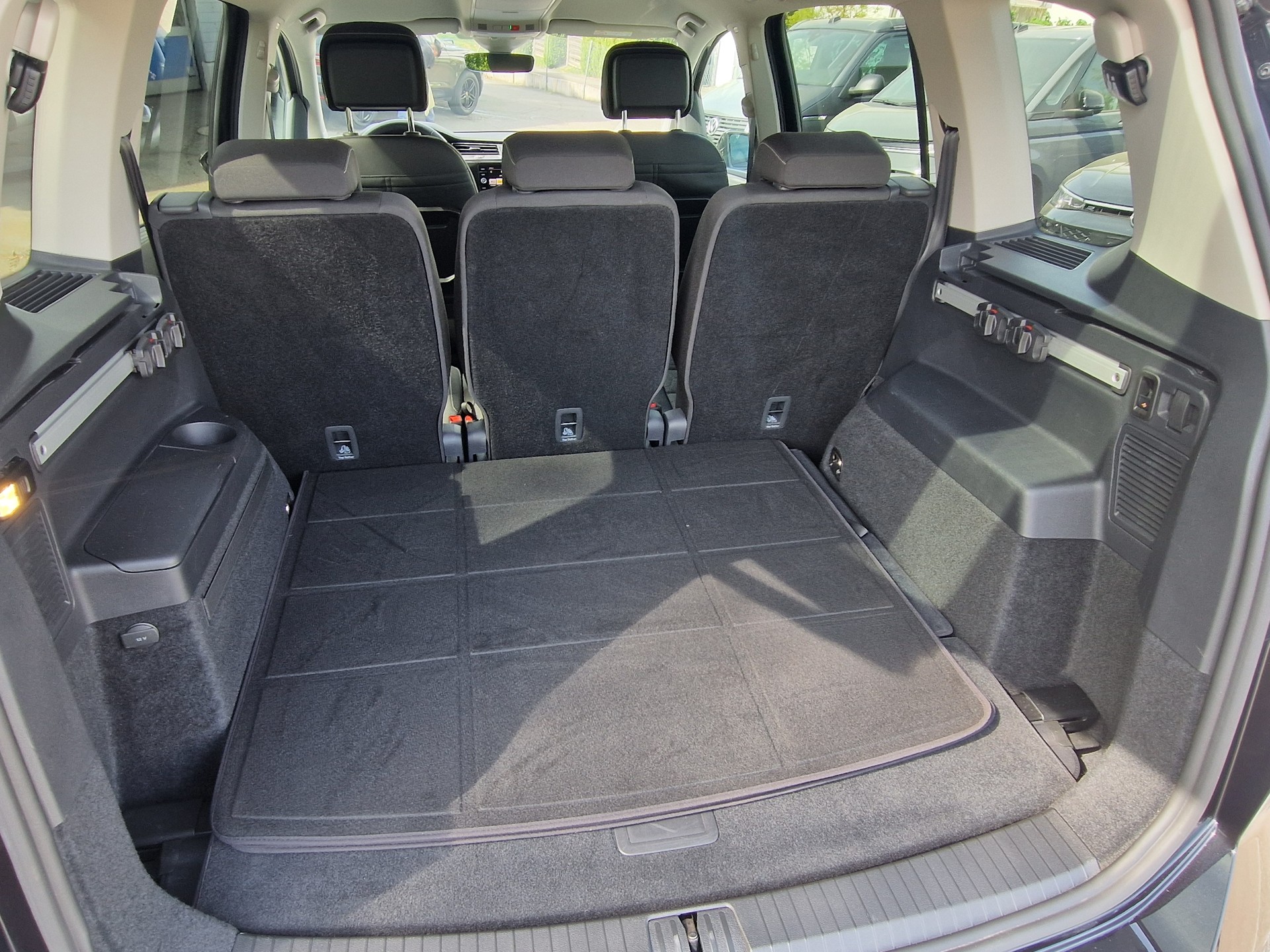 VW Touran 1.5 TSI EVO Comfortline DSG-image-11