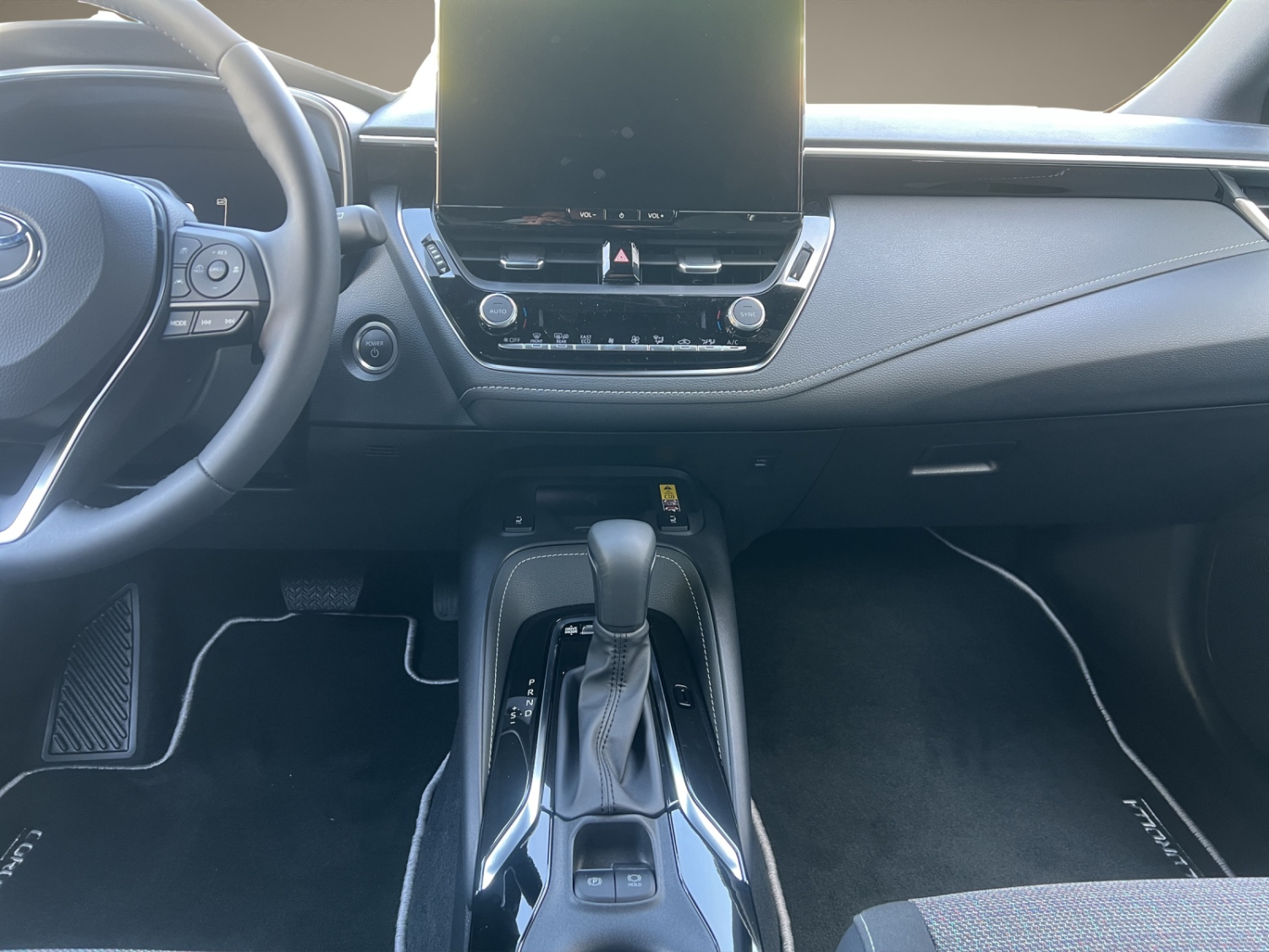 TOYOTA Corolla Touring Sports 2.0 HSD Swiss Edition-image-10