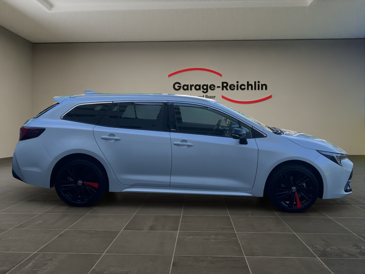 TOYOTA Corolla Touring Sports 2.0 HSD Swiss Edition-image-5