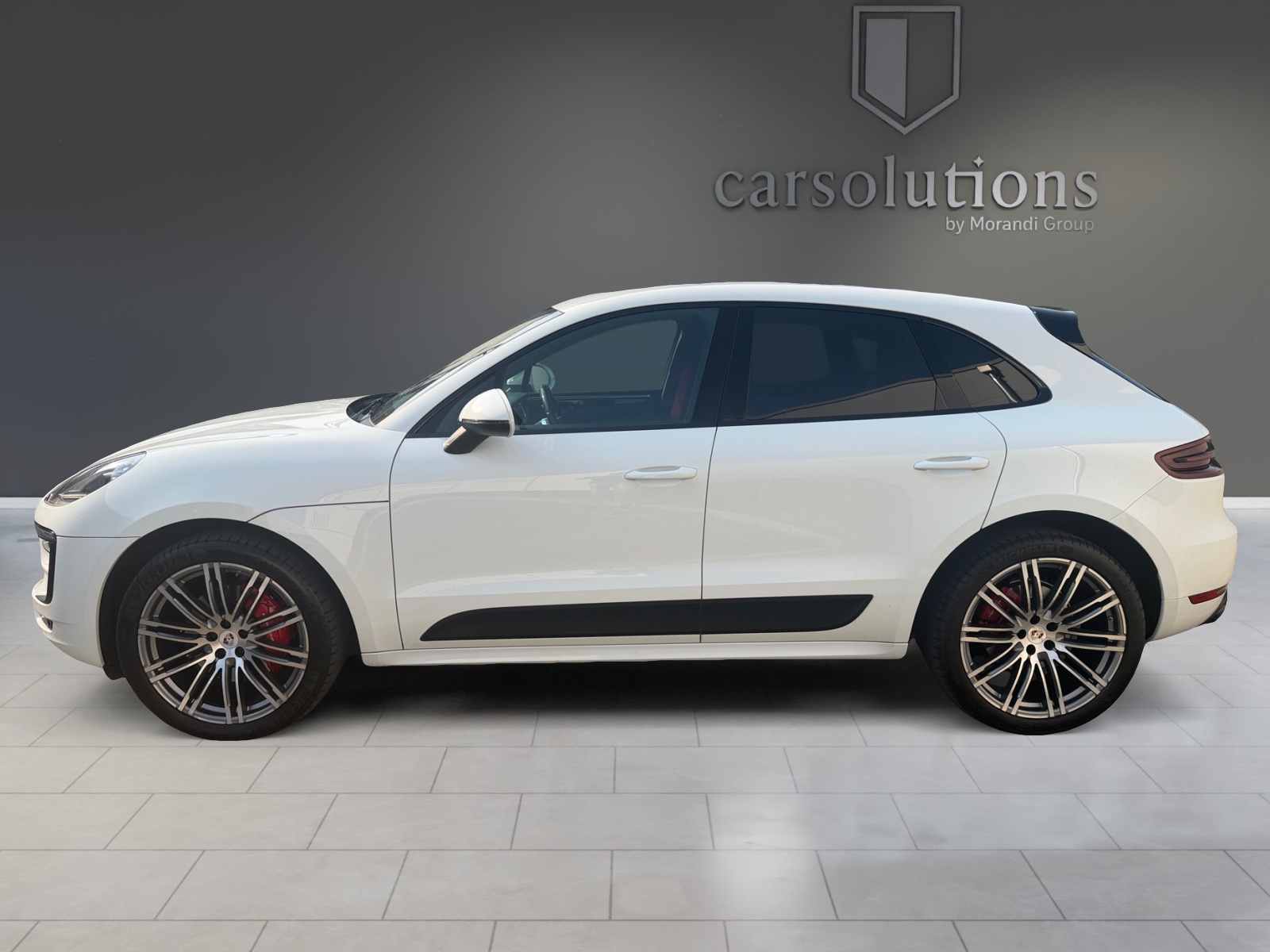 PORSCHE Macan GTS PDK-showroom-element-1