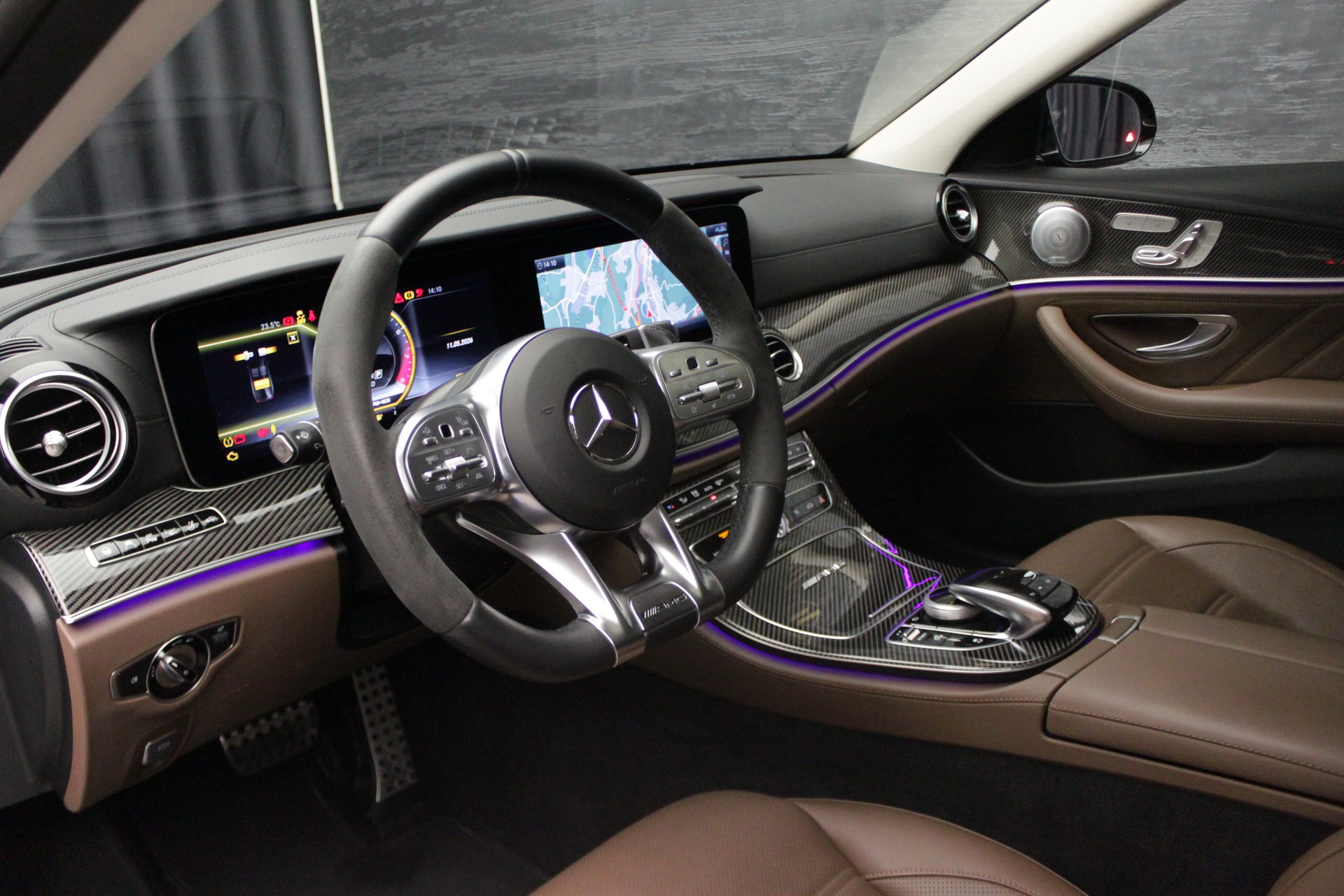 MERCEDES-BENZ E 63 AMG S 4 Matic 9G-Tronic-image-22
