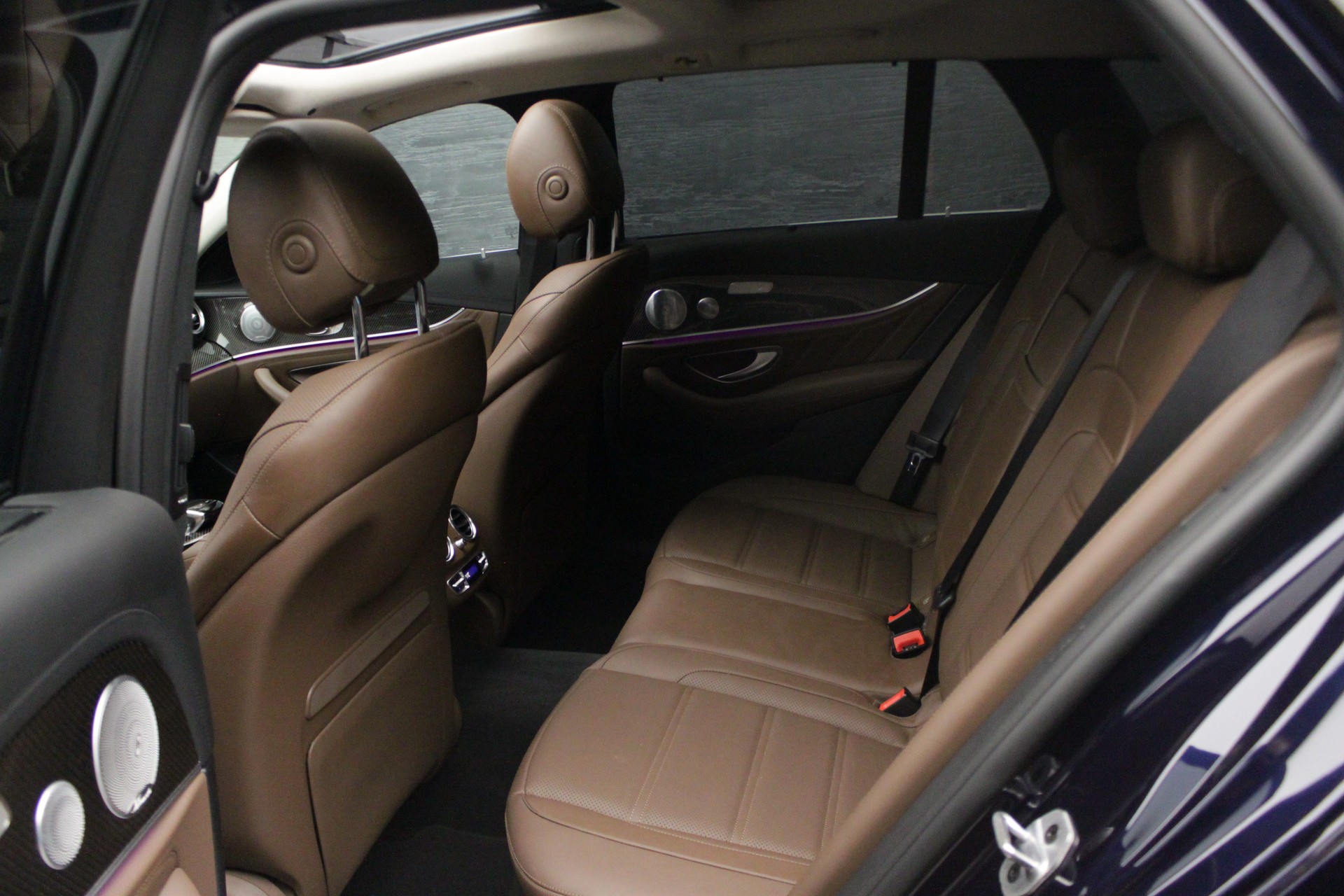 MERCEDES-BENZ E 63 AMG S 4 Matic 9G-Tronic-image-18