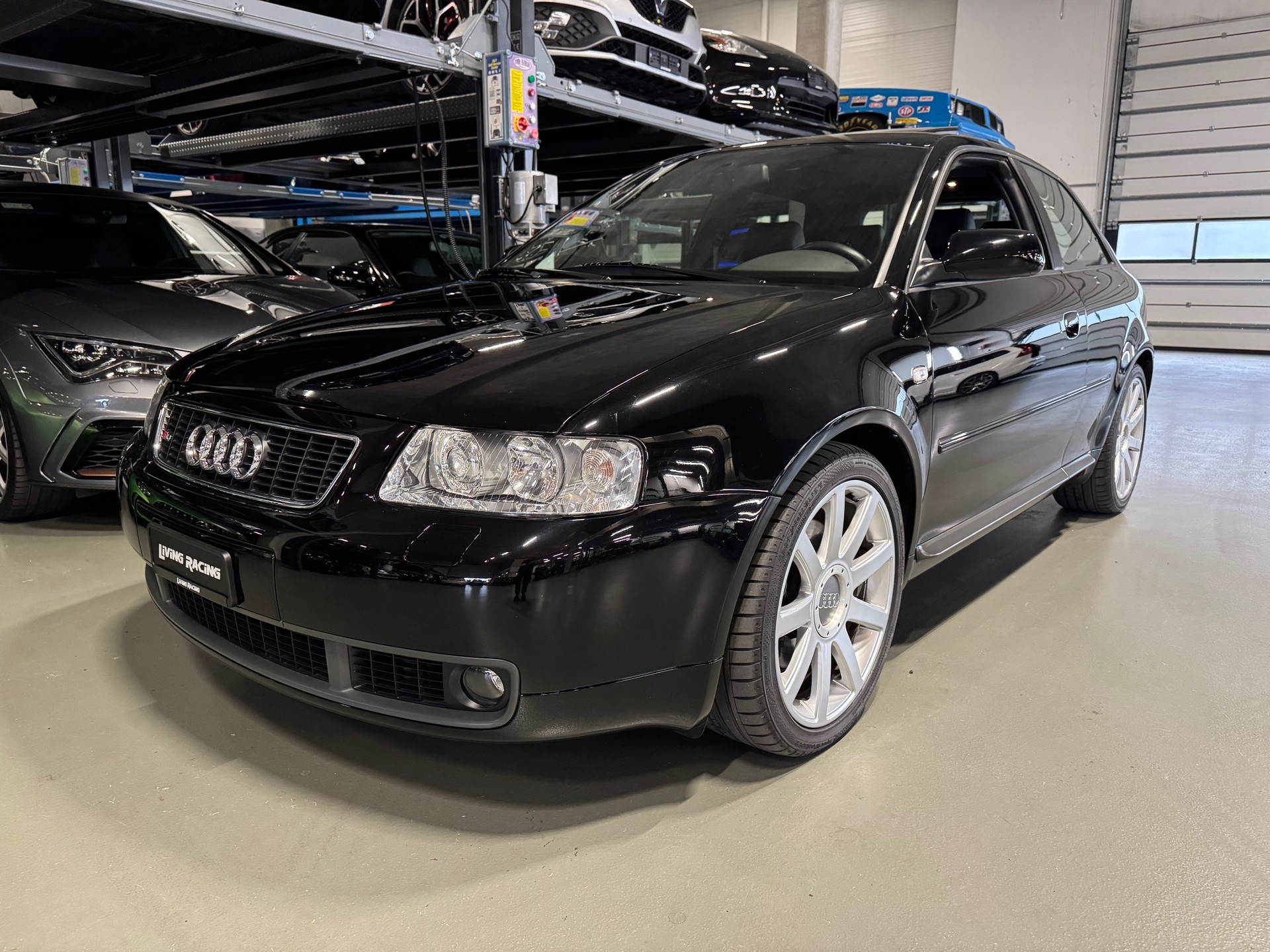 AUDI S3 quattro *46000kil - CH VHC*-image-1