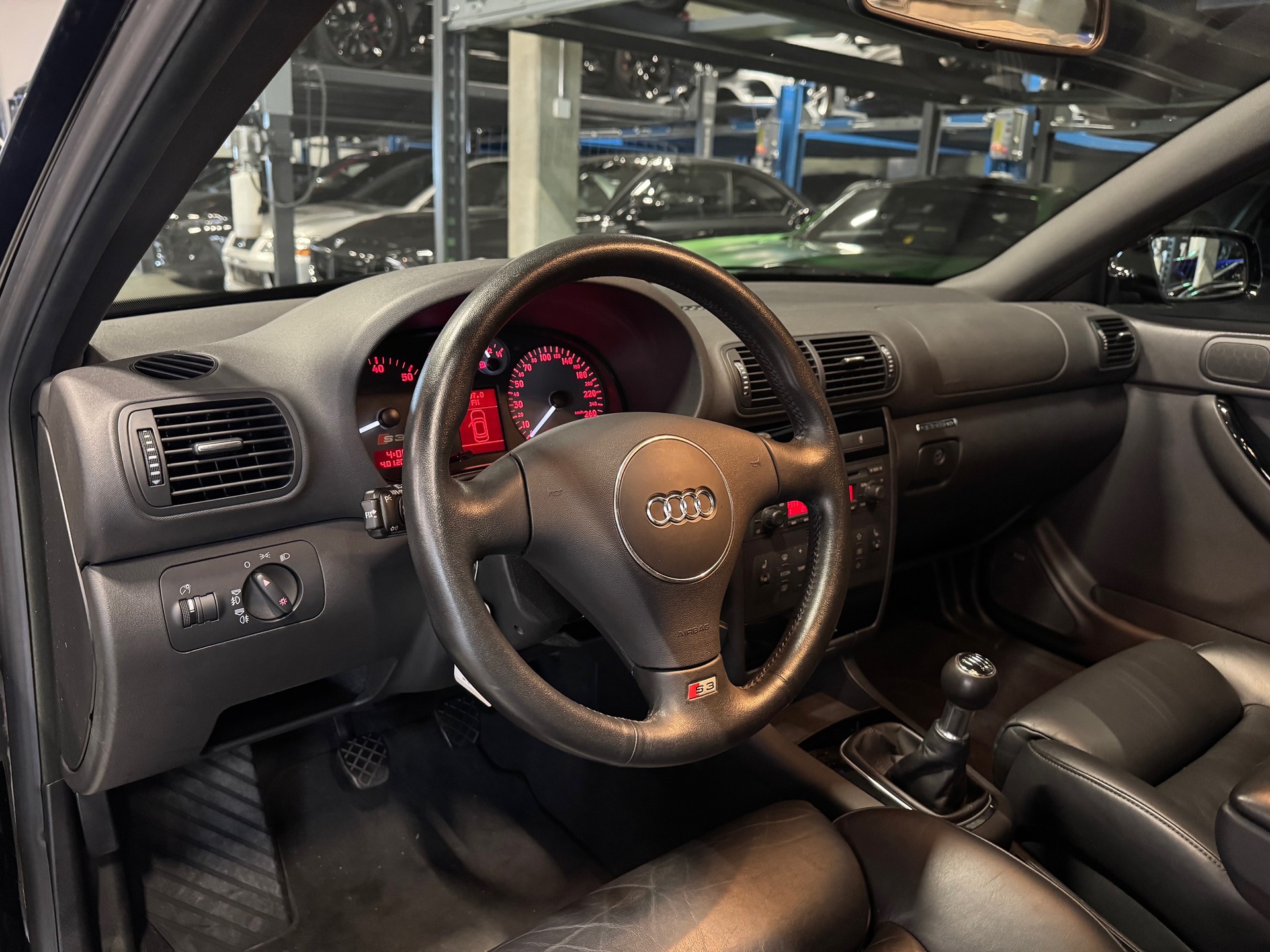 AUDI S3 quattro *46000kil - CH VHC*-image-7