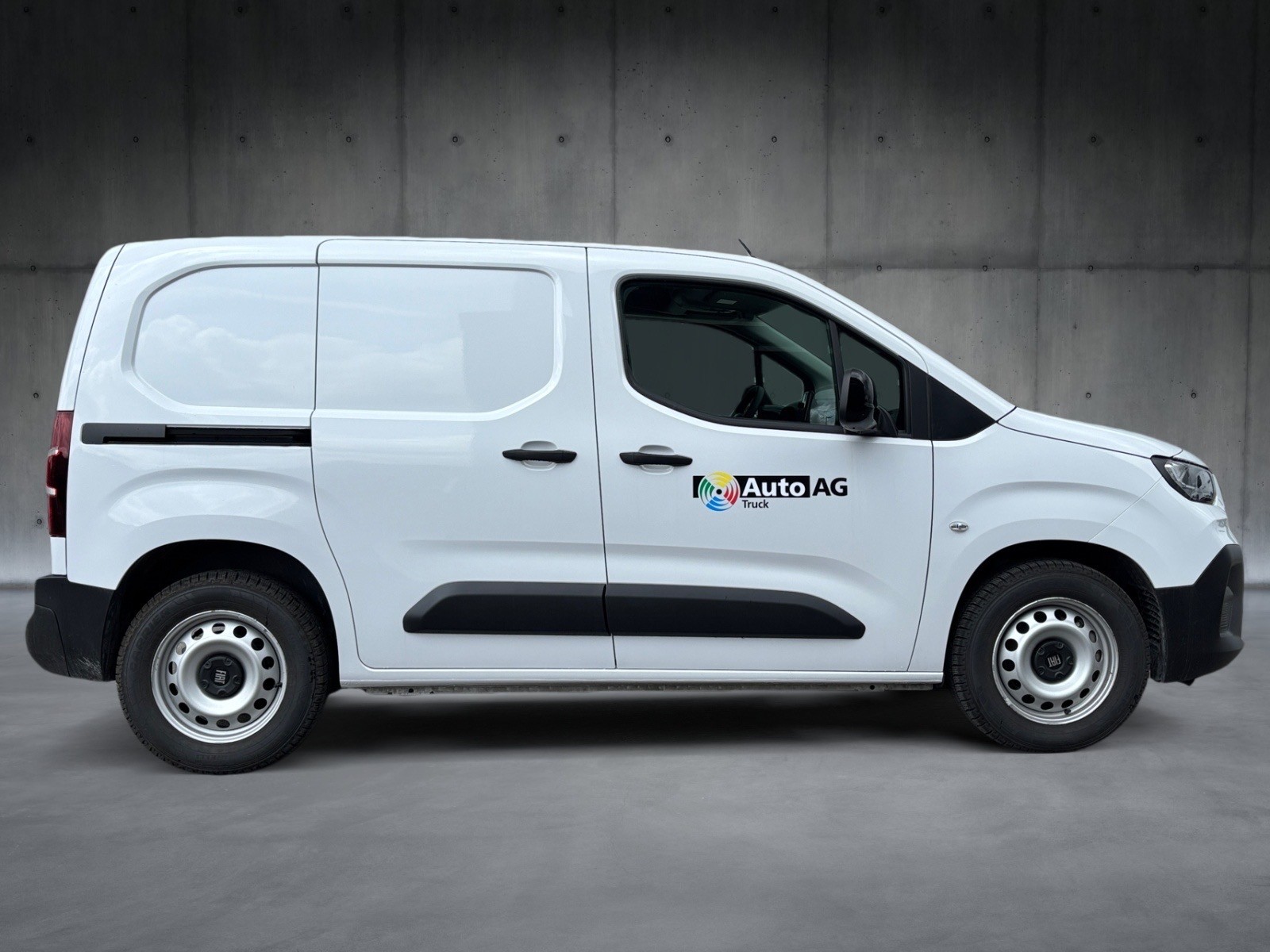 FIAT E-Doblo L1 50kWh 800kg Easy Pro-image-4