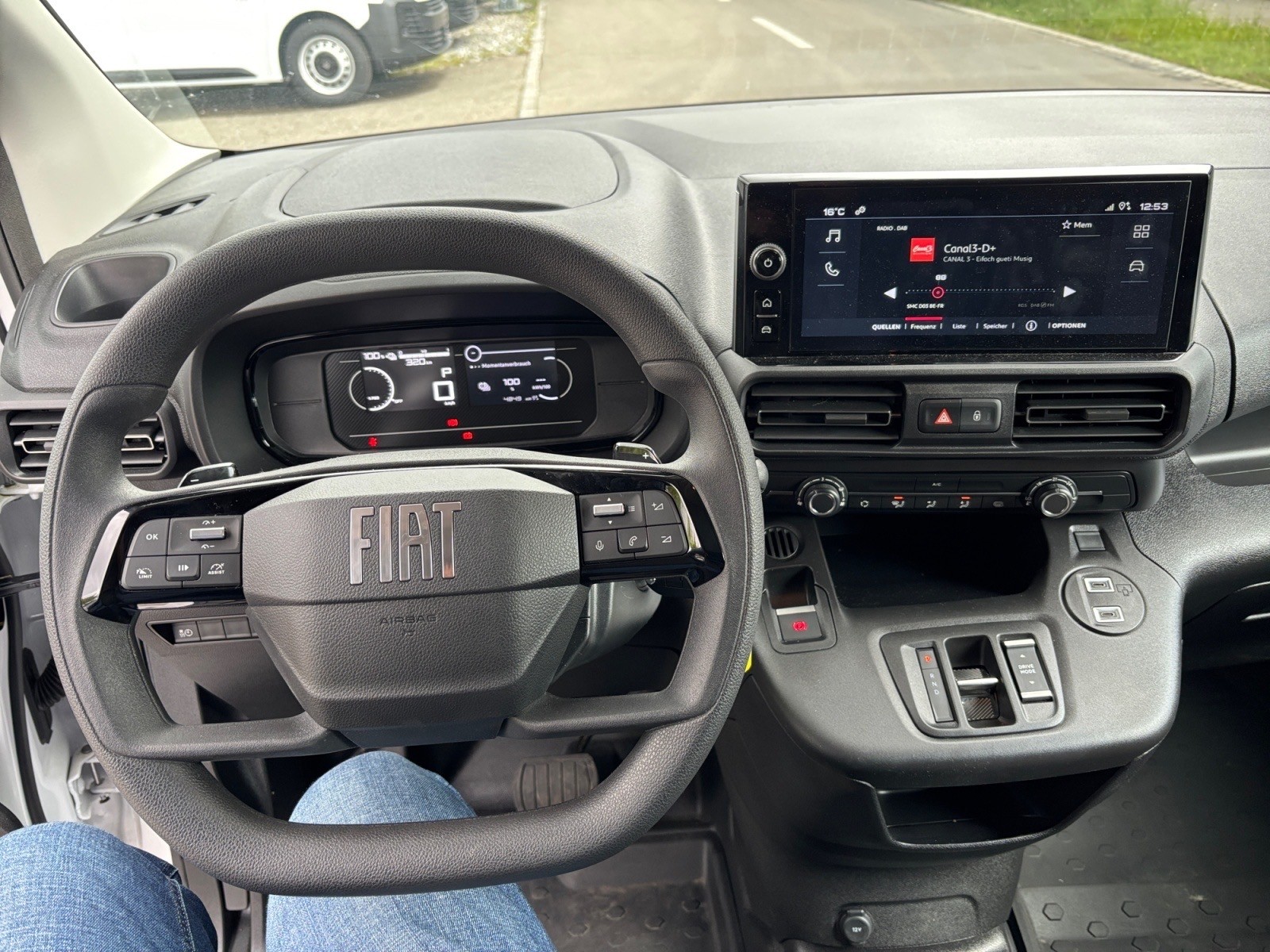 FIAT E-Doblo L1 50kWh 800kg Easy Pro-image-11