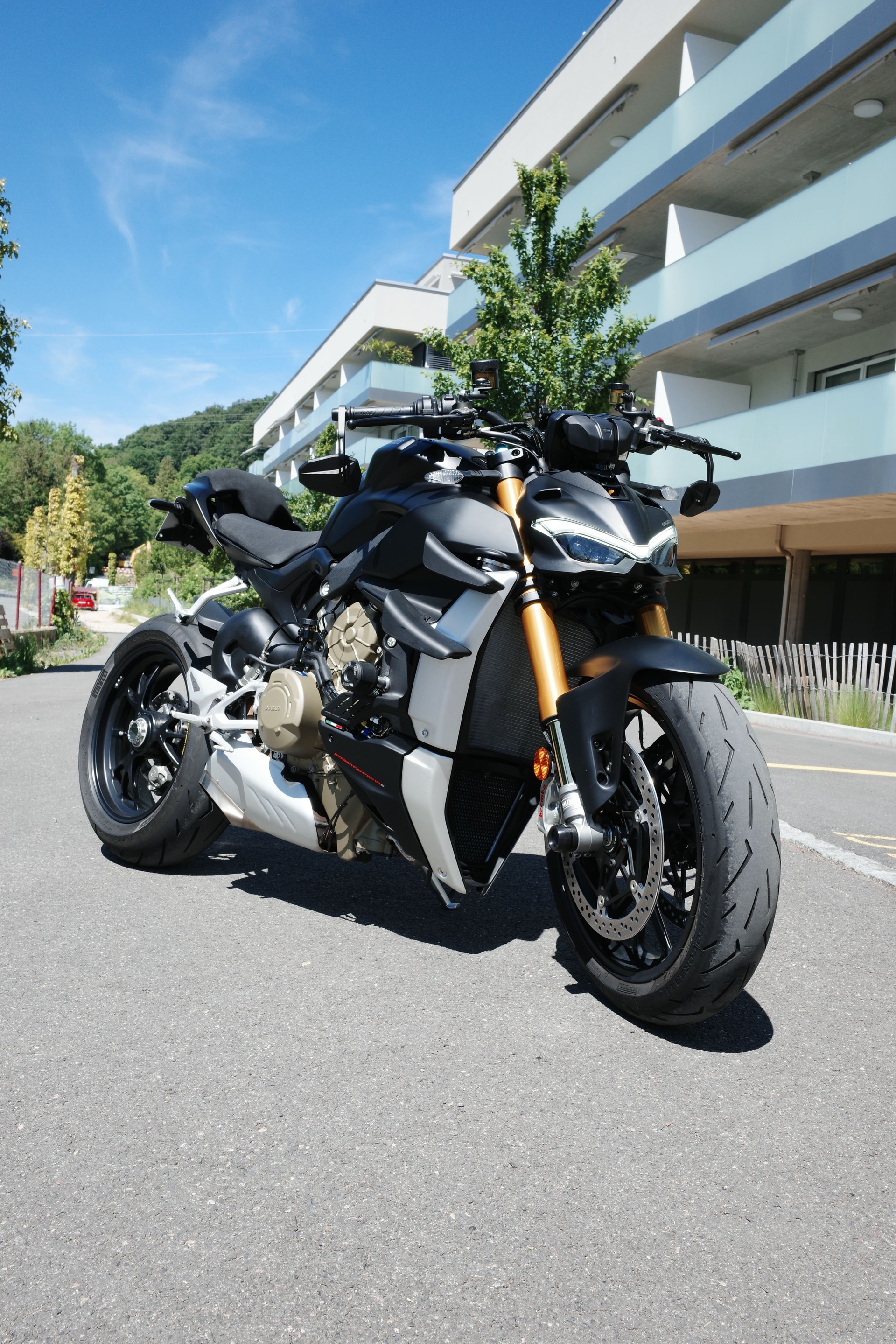 DUCATI Streetfighter V4 S-image-0