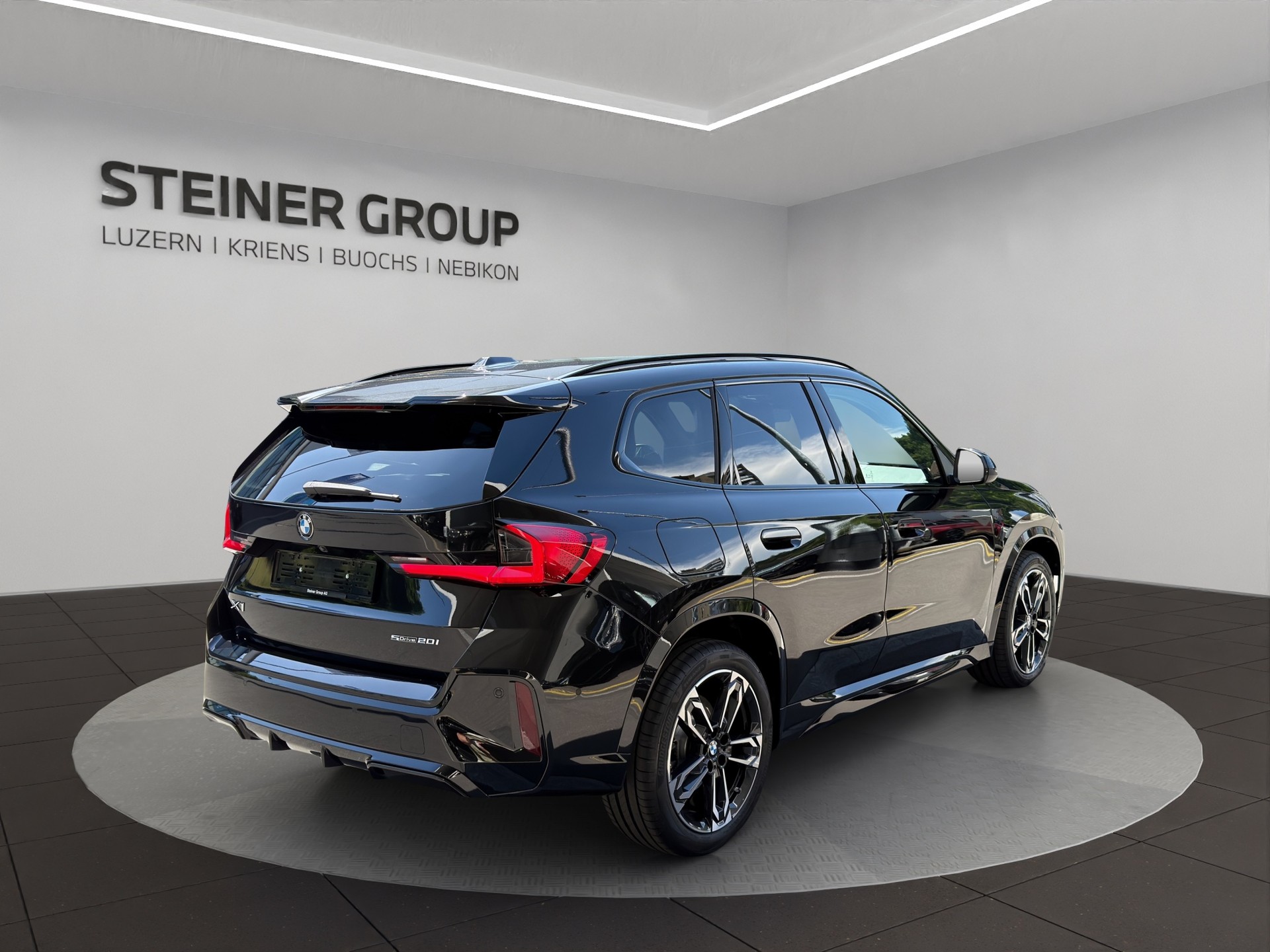 BMW X1 sDrive 20i 48V M Sport-image-4