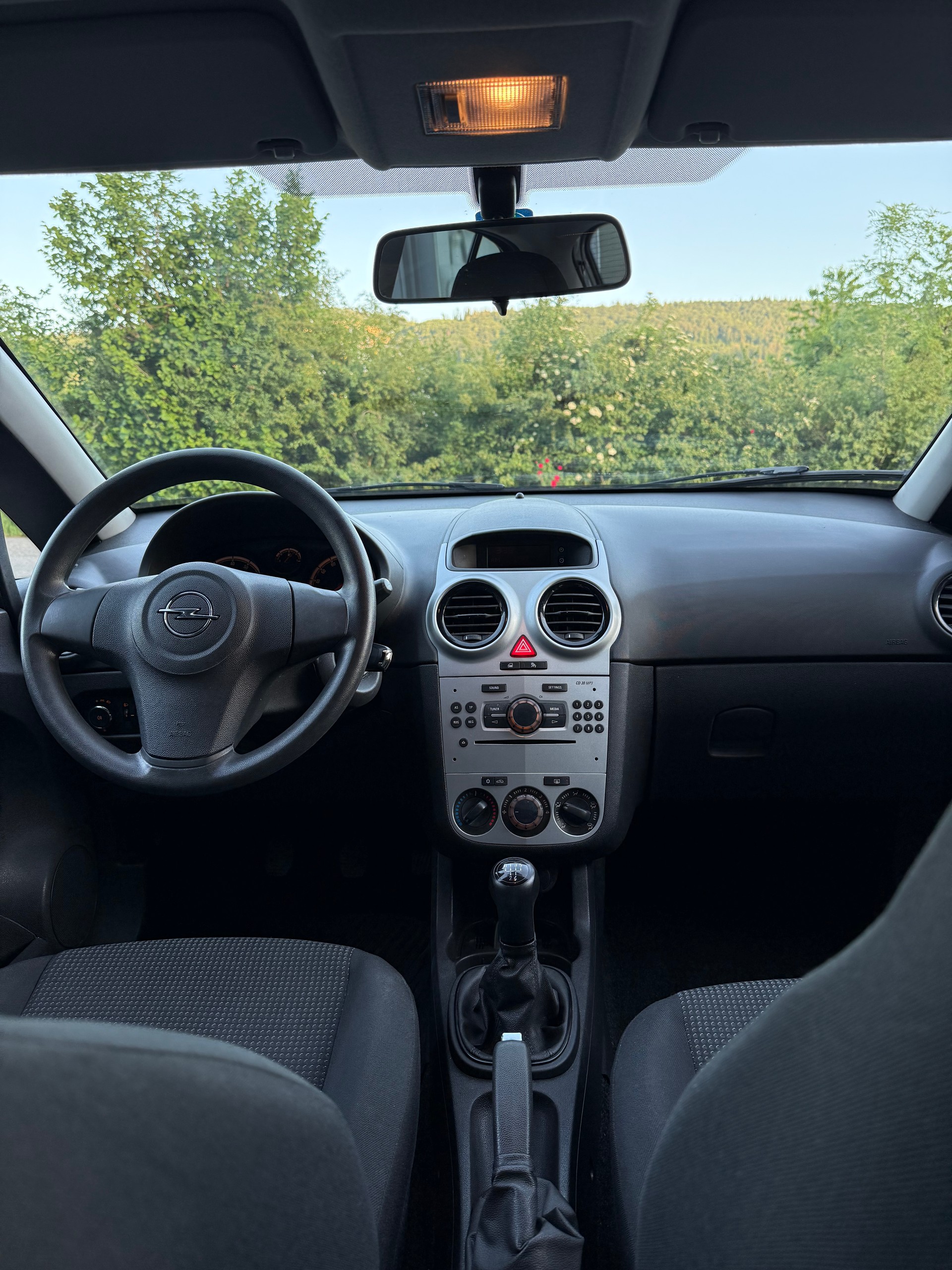 OPEL Corsa 1.2 TP Active Edition-image-11