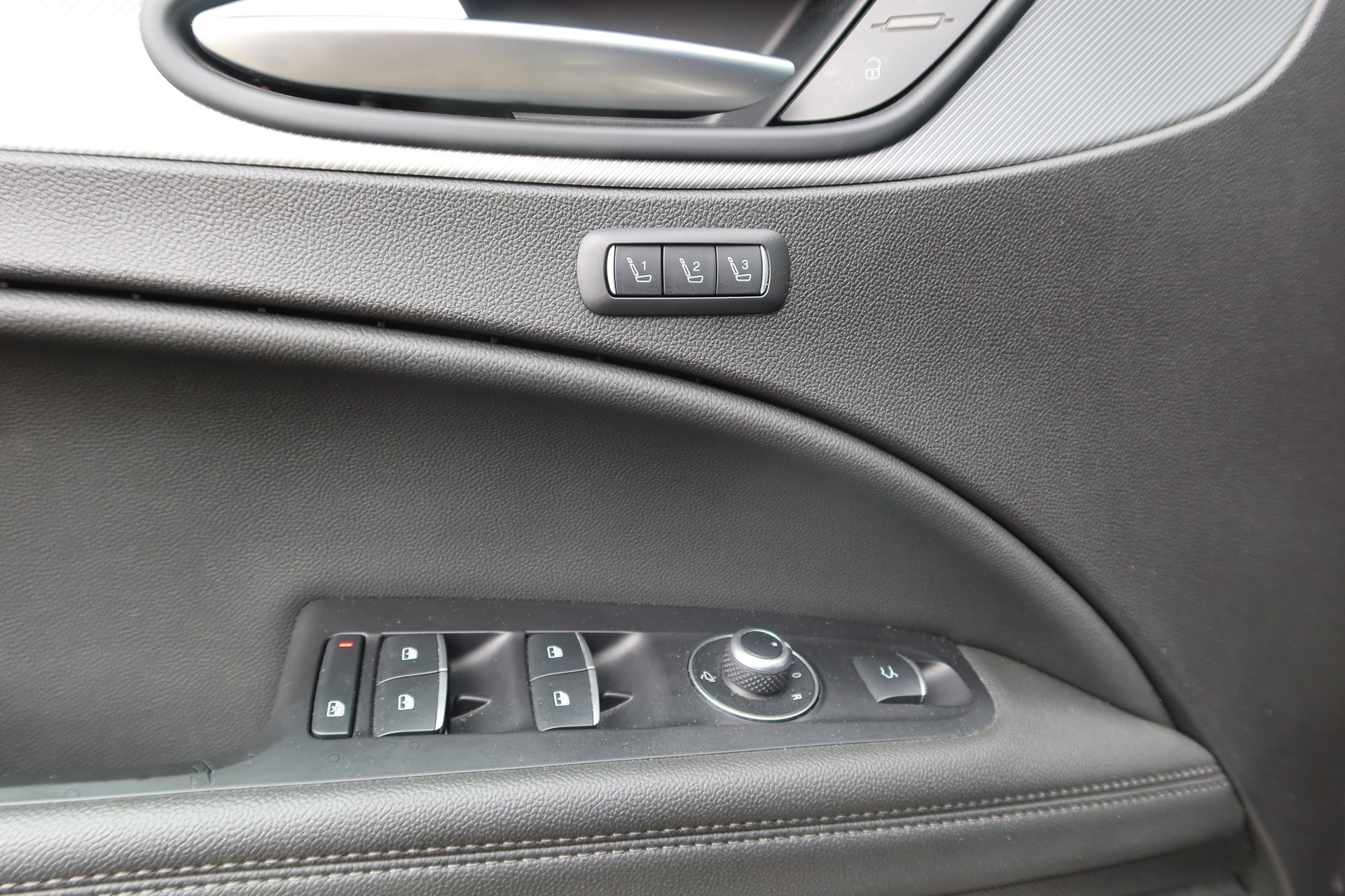 ALFA ROMEO Stelvio 2.0 Veloce Q4-image-12