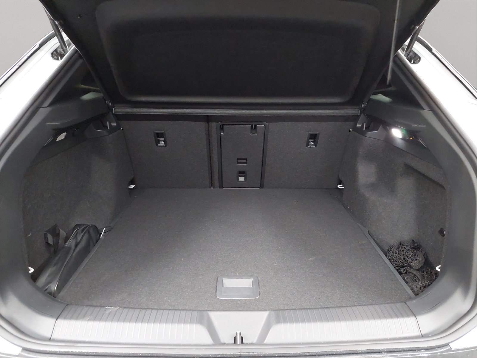 VW ID.4 Pro 77 kWh 4Motion-image-10