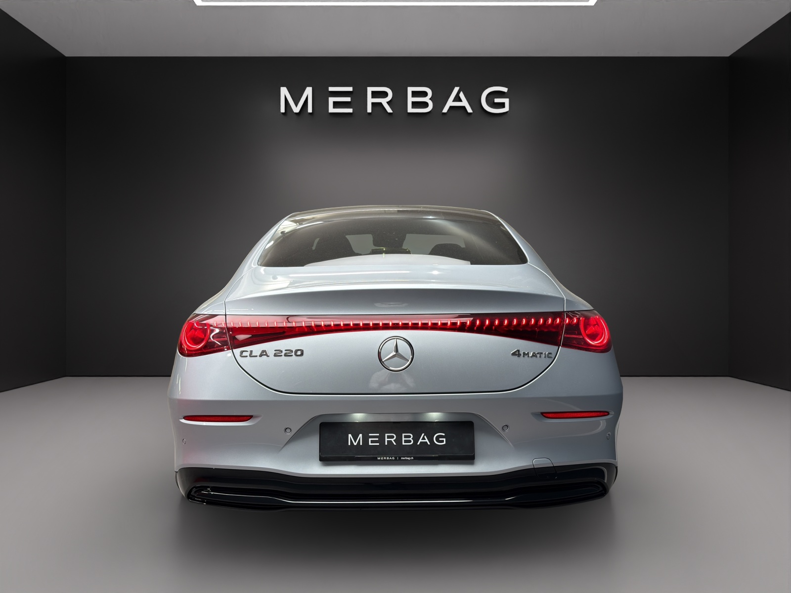 MERCEDES-BENZ CLA 220 4MATIC Coupé-image-4