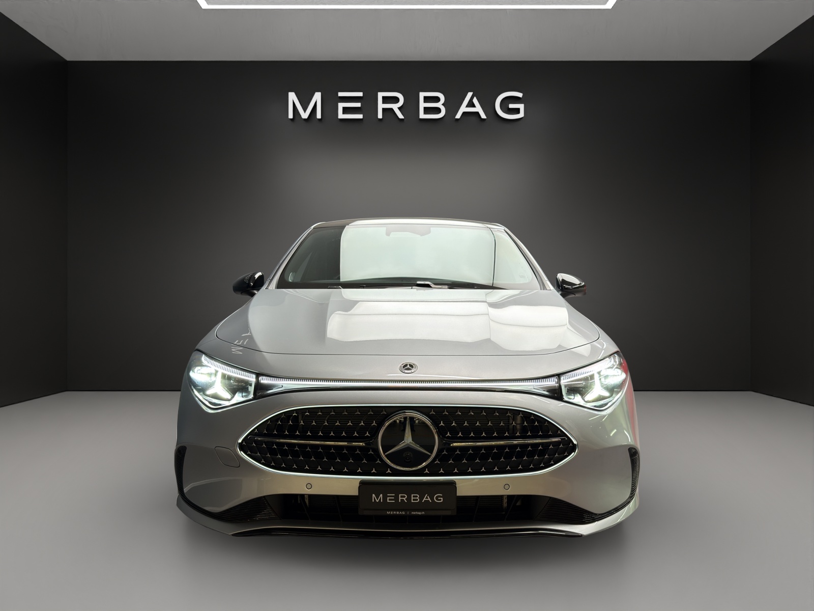 MERCEDES-BENZ CLA 220 4MATIC Coupé-image-1