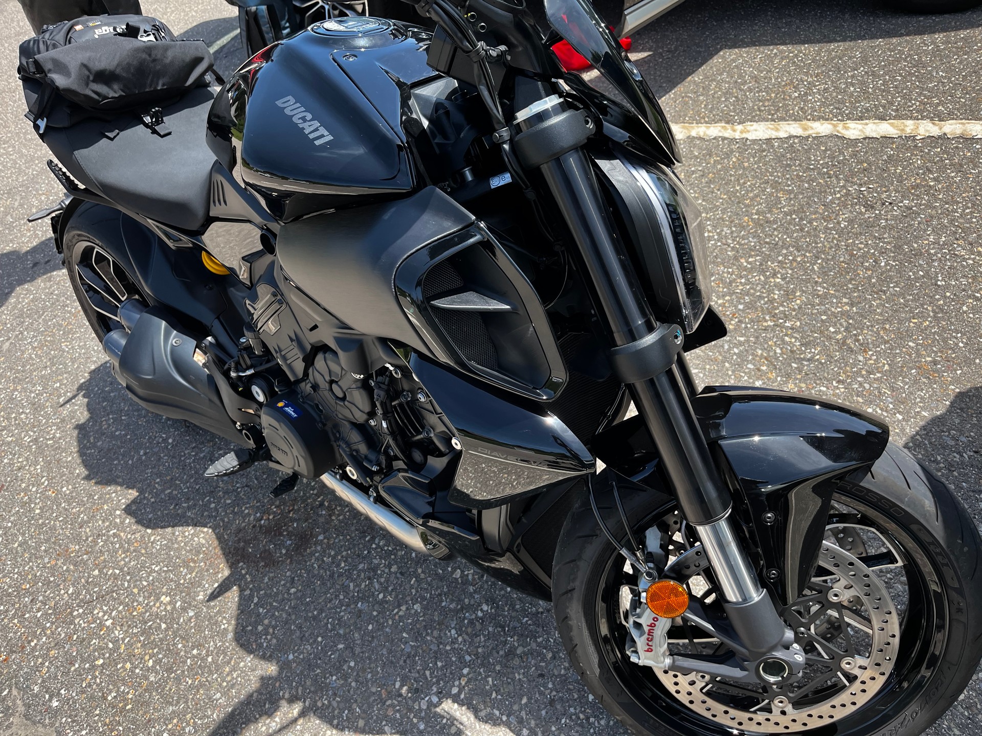 DUCATI Diavel V4