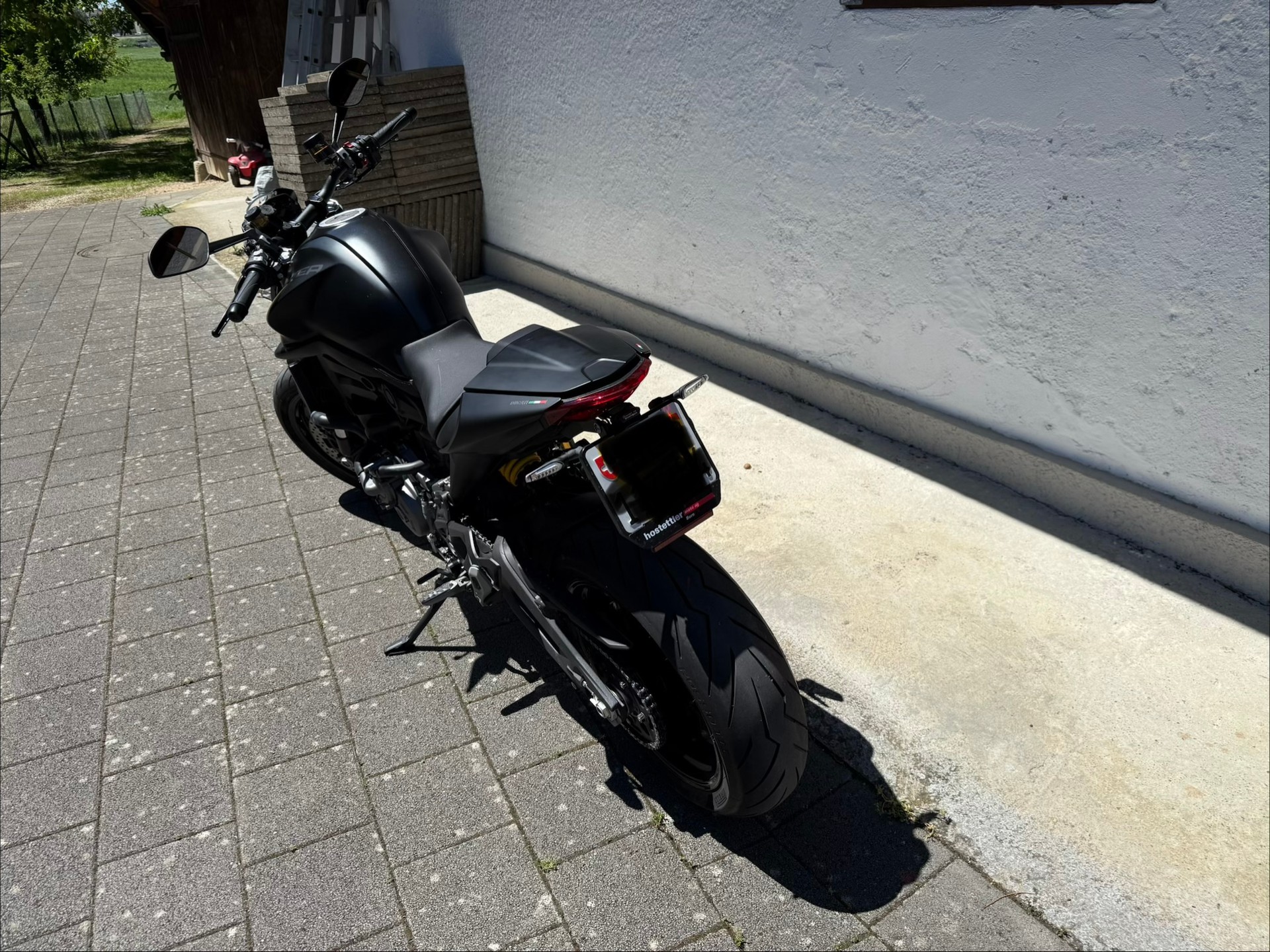 DUCATI Monster + 937 Dark Stealth (35kW)-image-5
