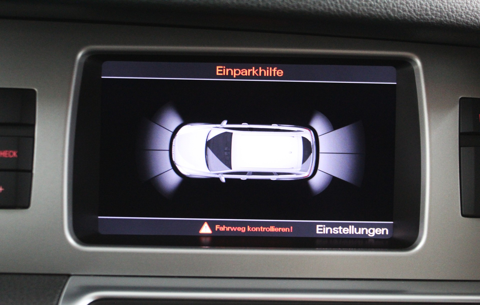 AUDI Q7 3.0 TFSI quattro tiptronic 6-Sitzplätze Version / CH-Fahrzeug-image-24