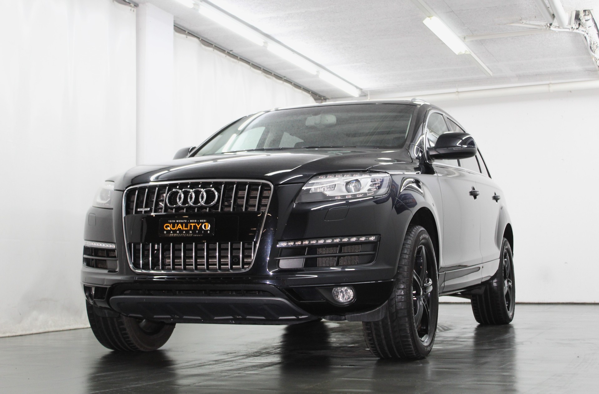 AUDI Q7 3.0 TFSI quattro tiptronic 6-Sitzplätze Version / CH-Fahrzeug-showroom-element-3