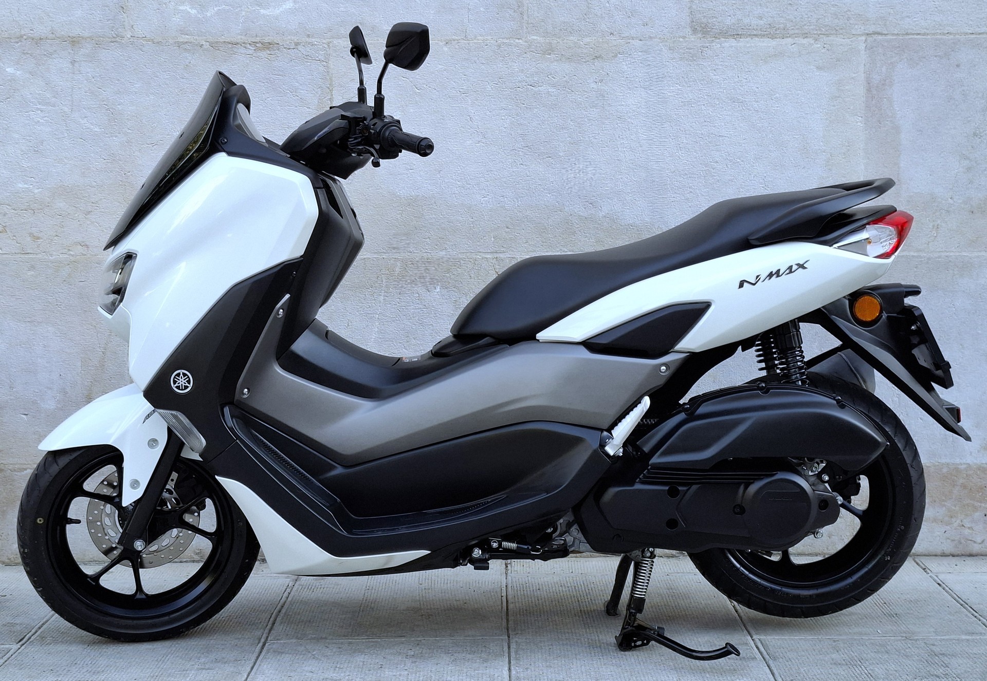YAMAHA N-Max GPD 125-image-2