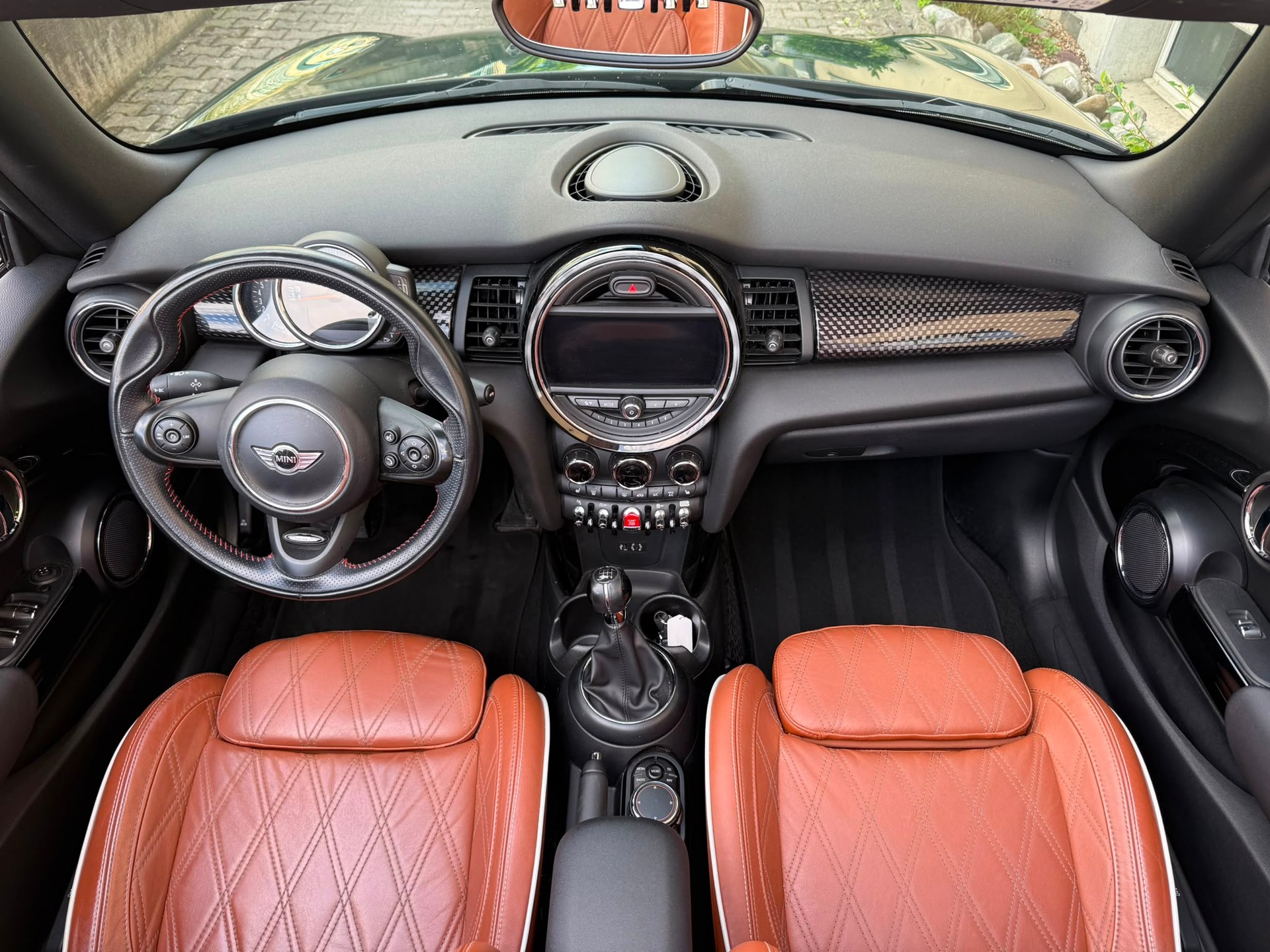 MINI Cooper S Cabriolet-image-12