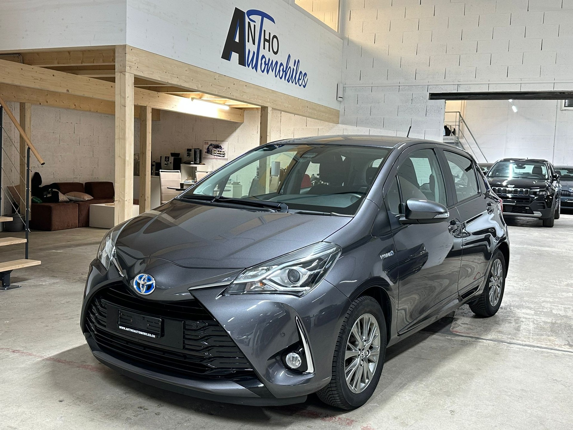 TOYOTA Yaris 1.5 VVT-i Hybrid Comfort e-CVT