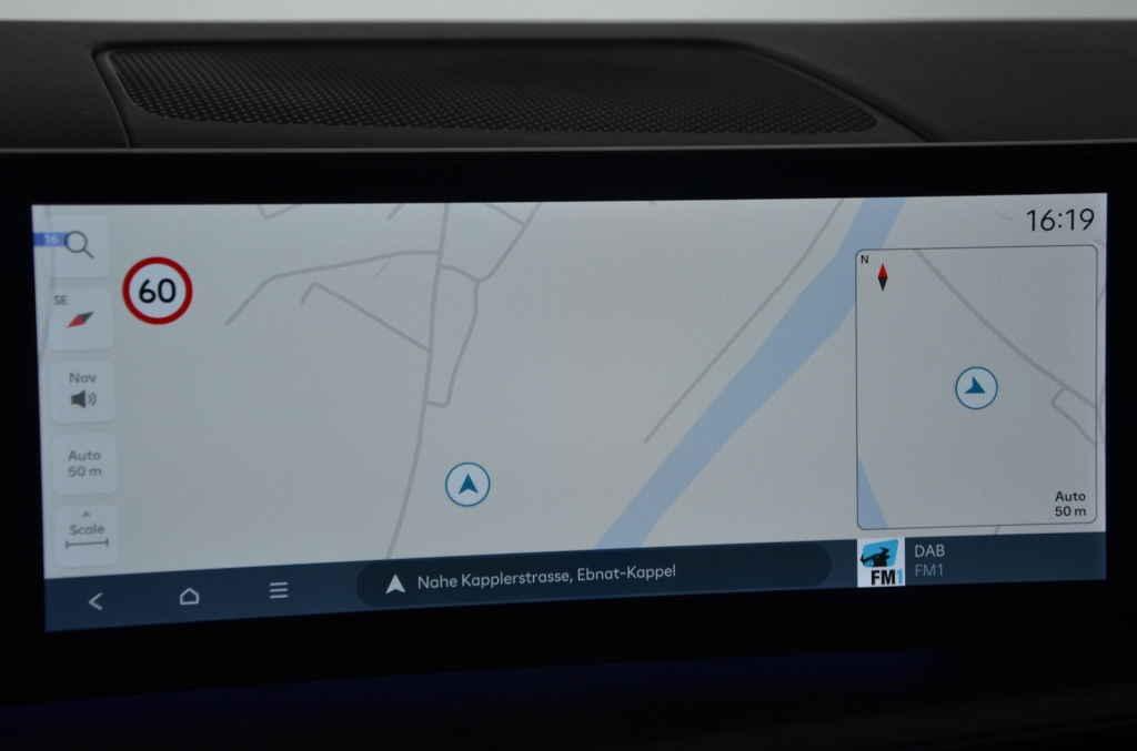 HYUNDAI Santa Fe 1.6 PHEV Prestige Line 4WD-image-16