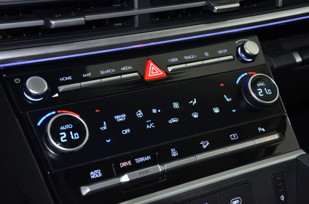 HYUNDAI Santa Fe 1.6 PHEV Prestige Line 4WD-image-22